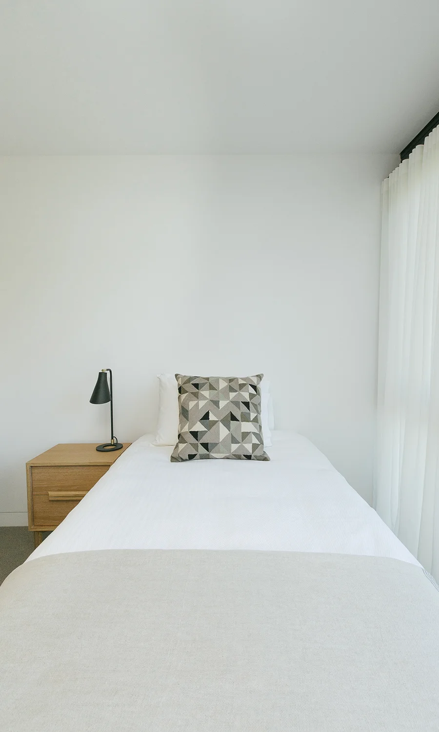 KHolmes_Apt2_45Lawson_32.jpg