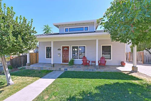 204 Edelen Avenue, Los Gatos 3 bed • 2 bath • 1,663 sqft