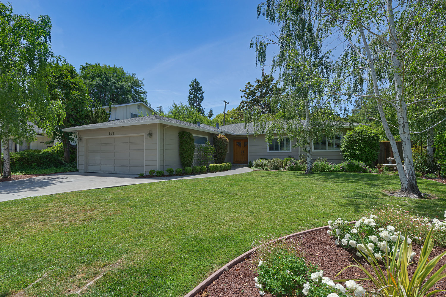129 Forest Hill Dr, Los Gatos 3 bed • 2.5 bath • 1,676 sqft