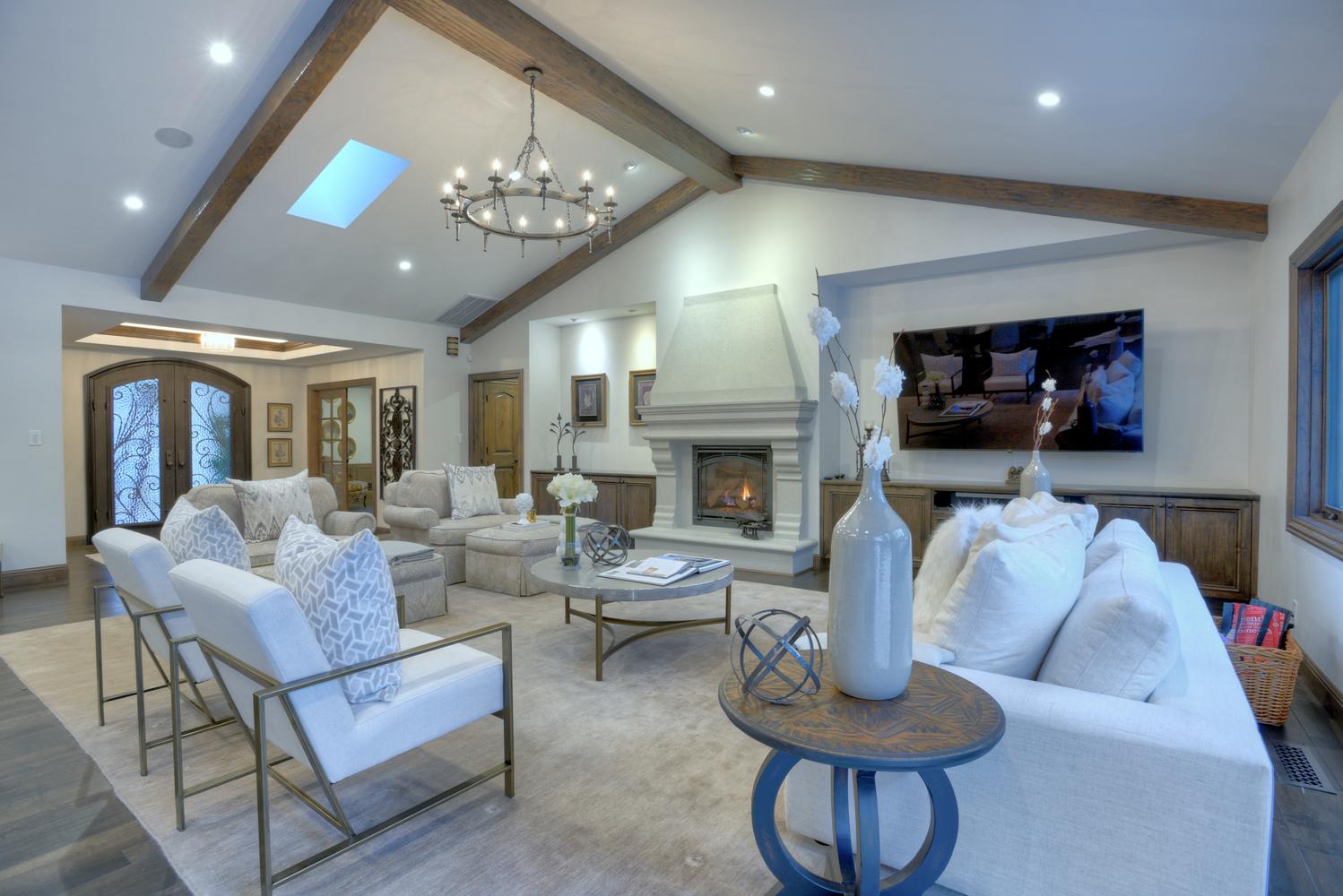 15977 Grandview Dr Monte-large-019-7-Living Room View to Foyer-1498x1000-72dpi.jpg