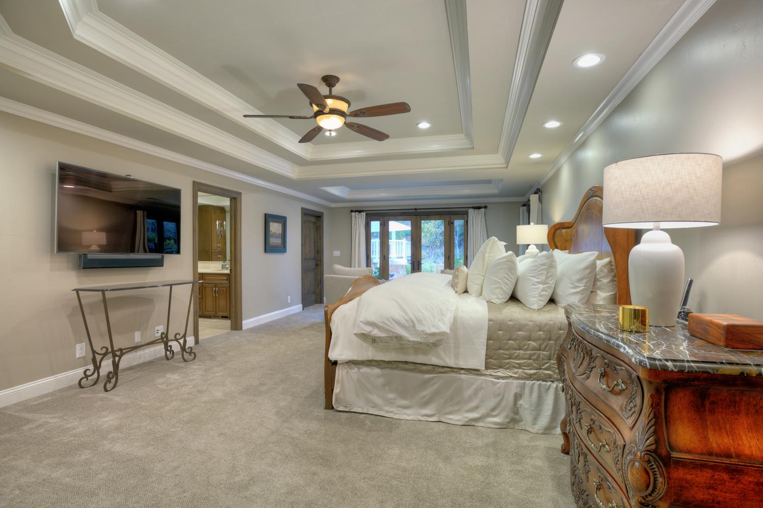 15977 Grandview Dr Monte-large-033-28-Master Bedroom-1500x1000-72dpi.jpg