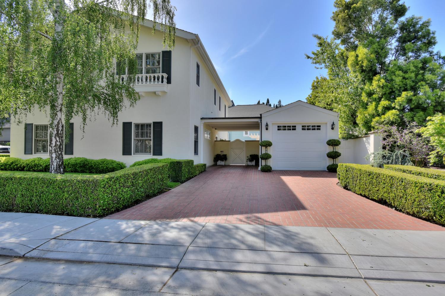 300 W Main St Los Gatos CA-large-003-20-Side Garage View-1500x1000-72dpi.jpg