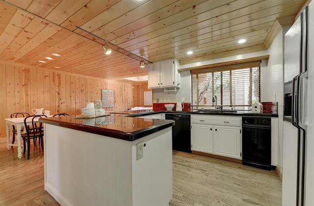 kitchen.jpeg
