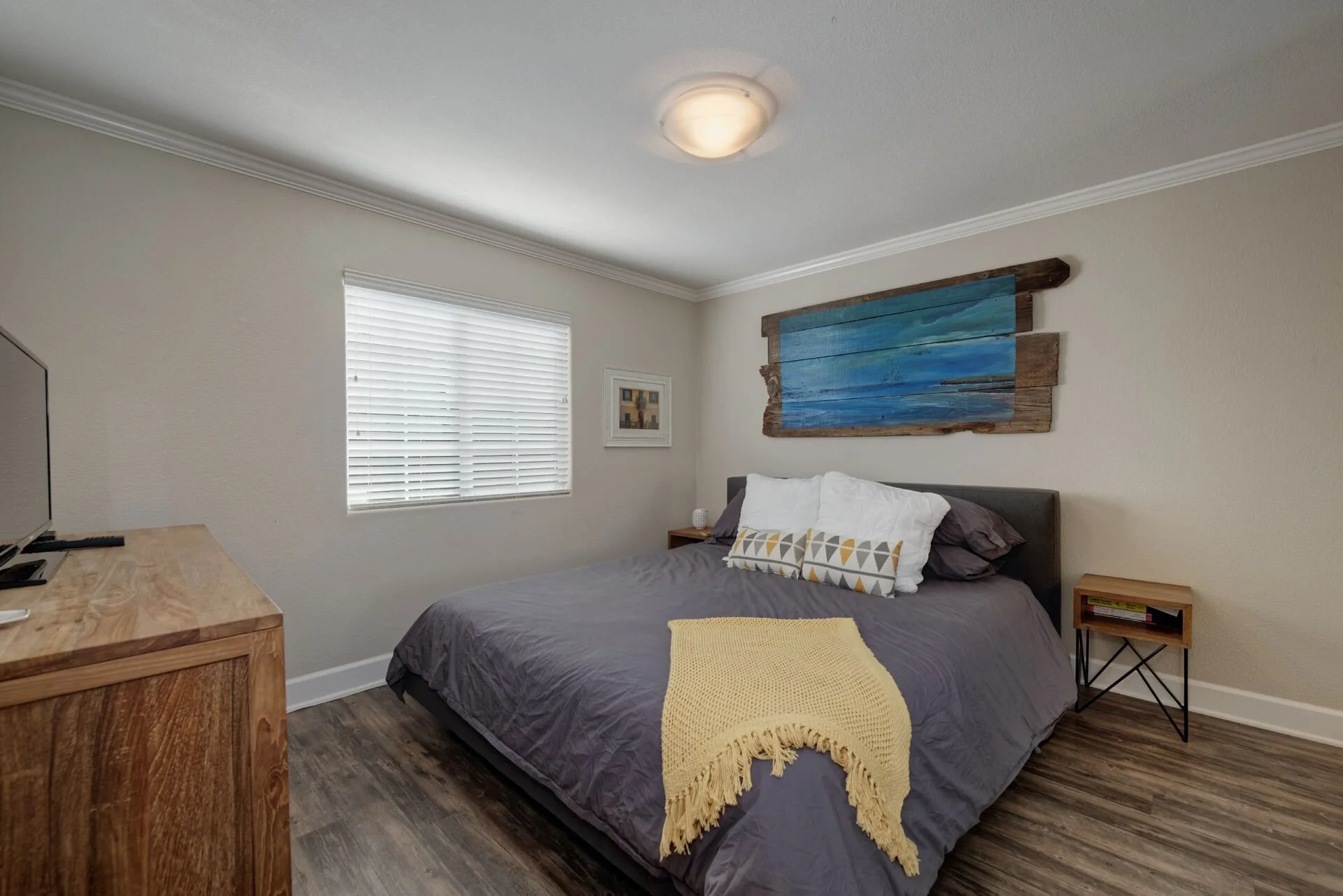 11_Master Bedroom.jpg