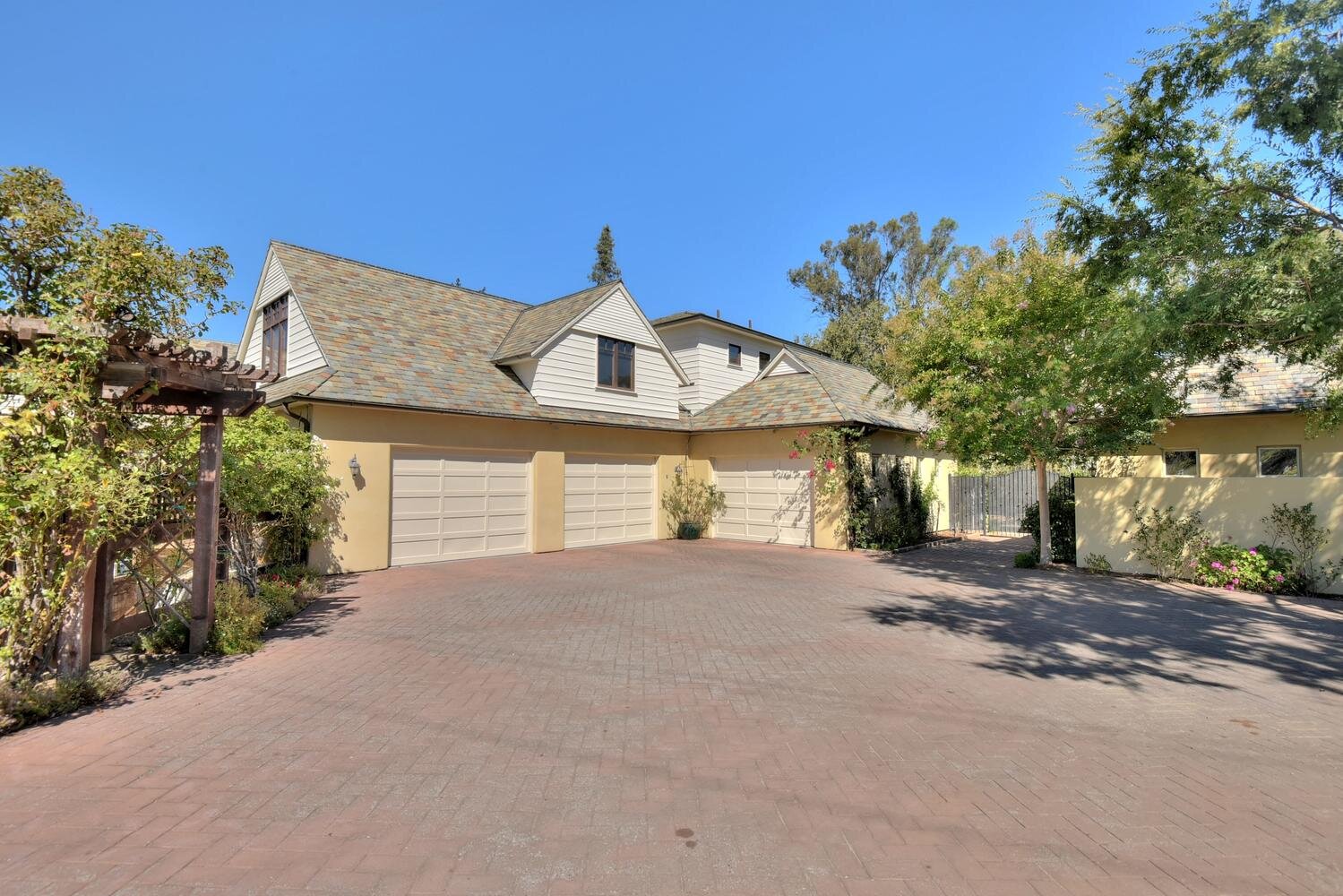 14833 Karl Ave Monte Sereno CA-large-098-097-Garage-1500x1000-72dpi.jpg