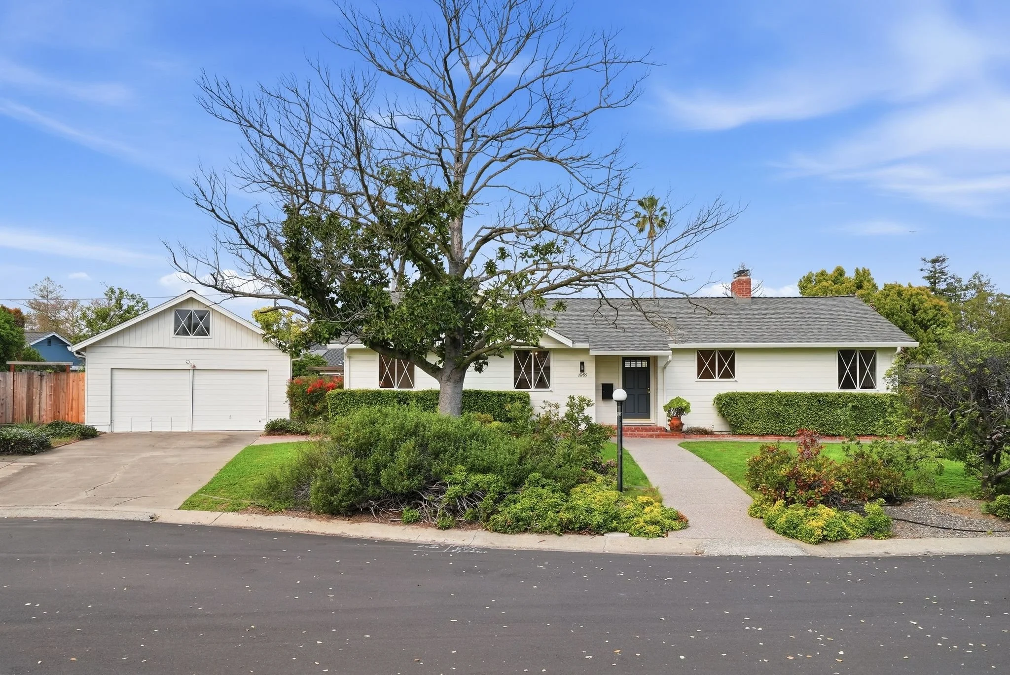   PENDING  16786 Corcel Ct, Los Gatos   3 beds / 2 baths / 1,448± sq ft / 9,000± sq ft lot  