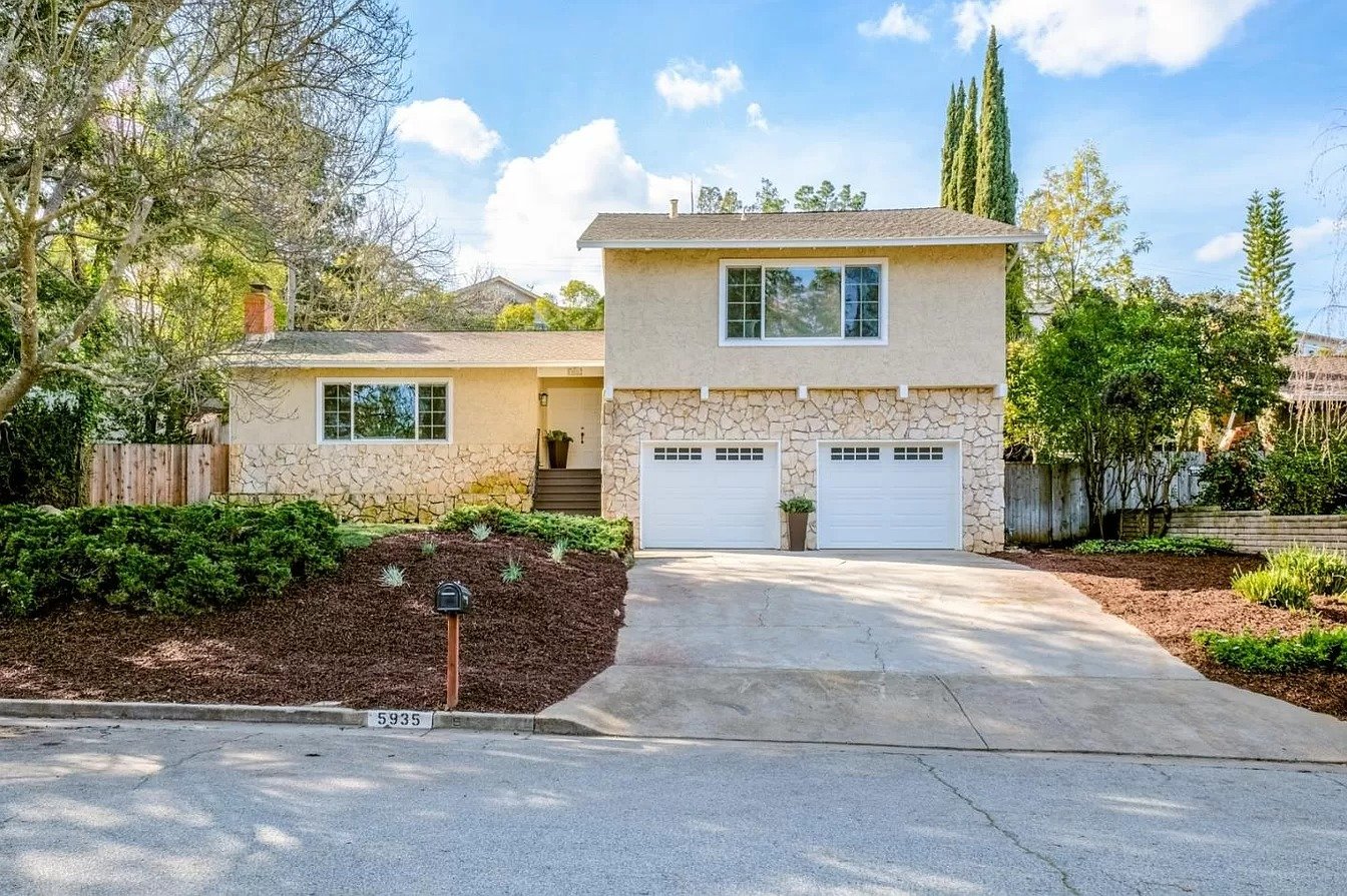   SOLD  5939 Hosta Ln, San Jose   4 beds / 3.5 baths / 2,271 sq ft 