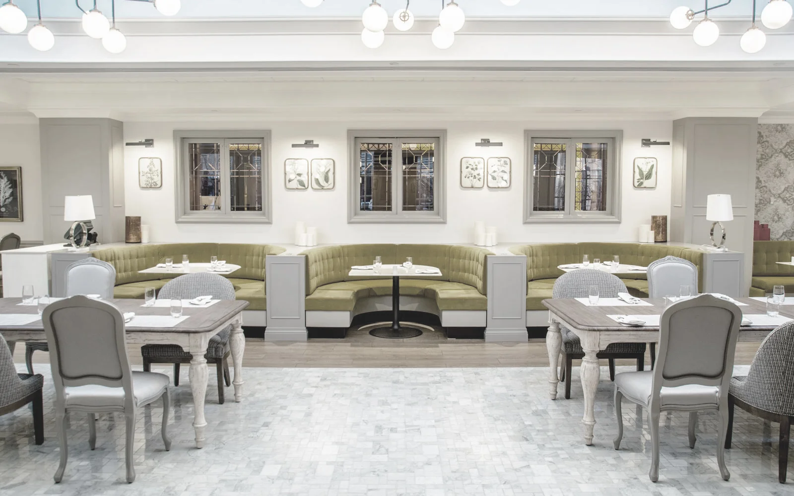 signatures-restaurant 1.jpg