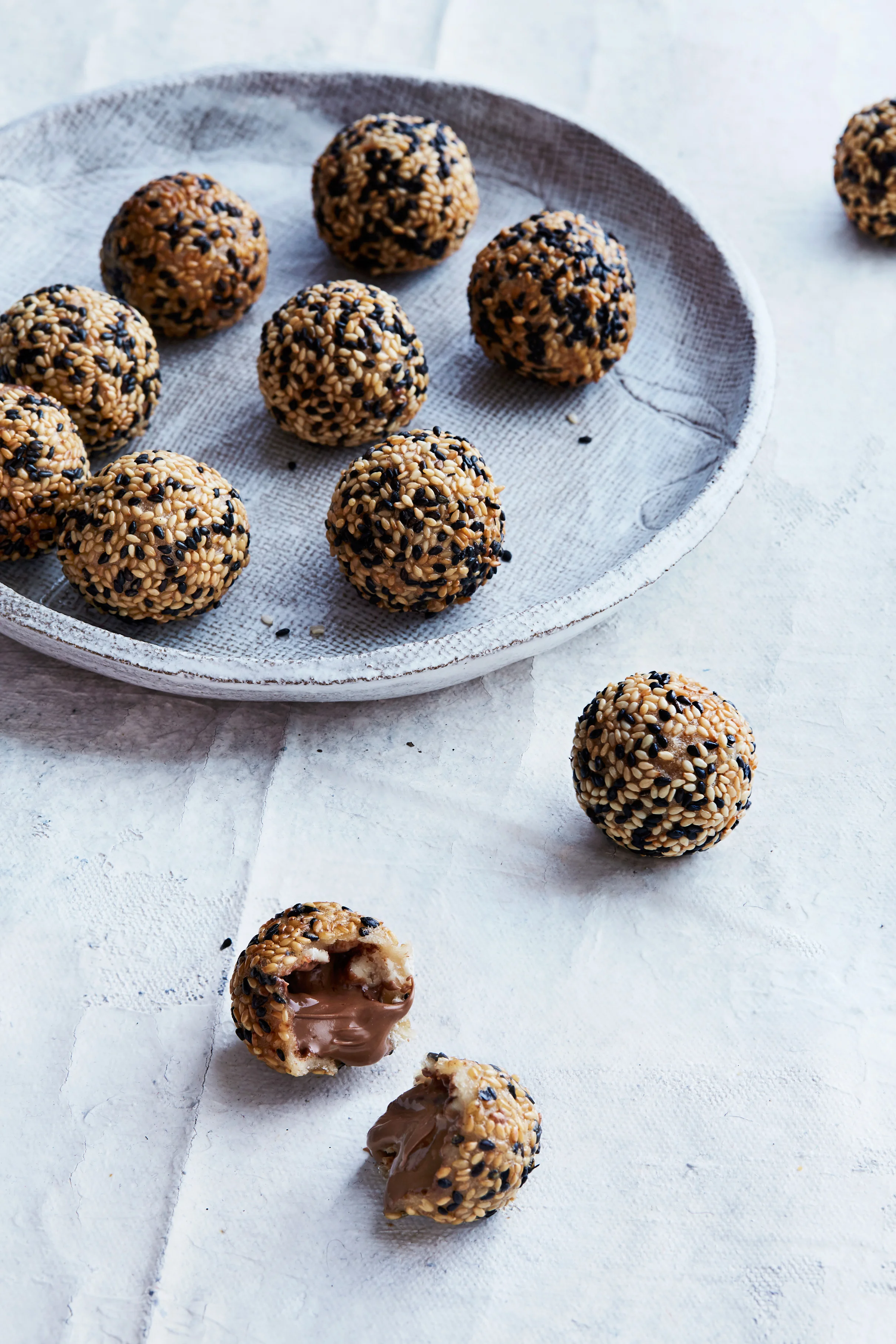 Sticky Sesame Balls