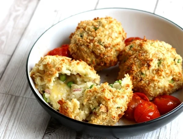 cheddar-cheese-risotto-arancini-balls-recipe-tiny-budget-cooking-recipe-limahl-asmall (2).jpg