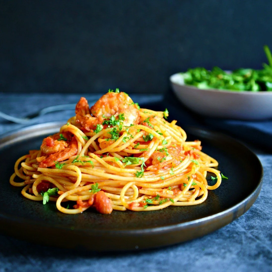 Low FODMAP Bacon &amp; Prawn Spaghetti Recipe: Dietitian Approved