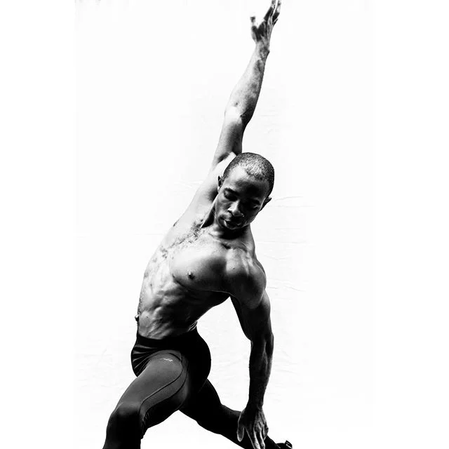 Body expression 2 @sayigaeugenepeabody .
.
.
.

#blackandwhite#photography#art#bnw#portrait#emmanuelcayere#nyc#lensculture#stollenmoment#camera#sonya7riii#passion#life#dance#contemporarydance#art#streetphotography#alley#lensculturestreets#lensculture