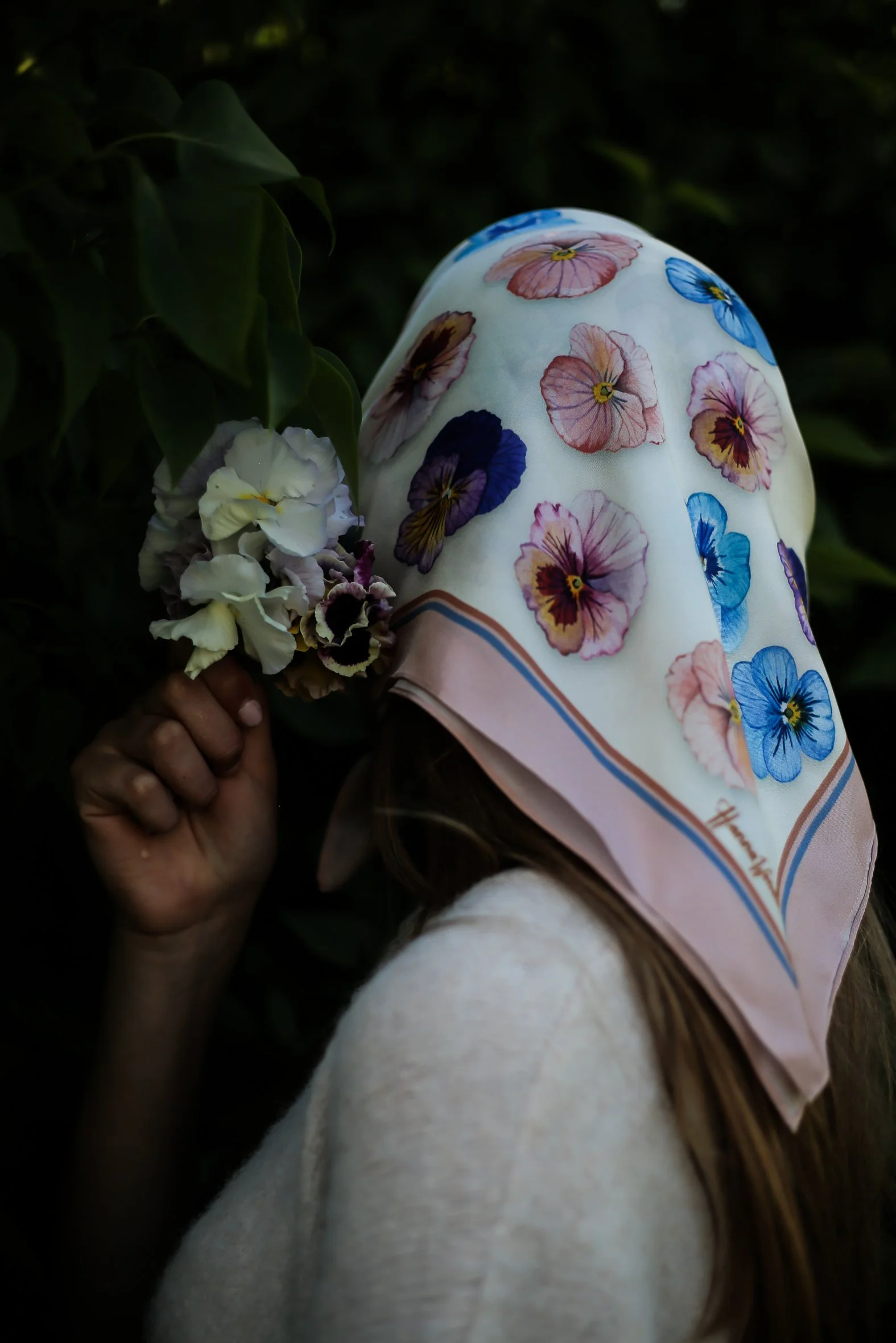 scarves_Fancy_Pansy-6.jpg