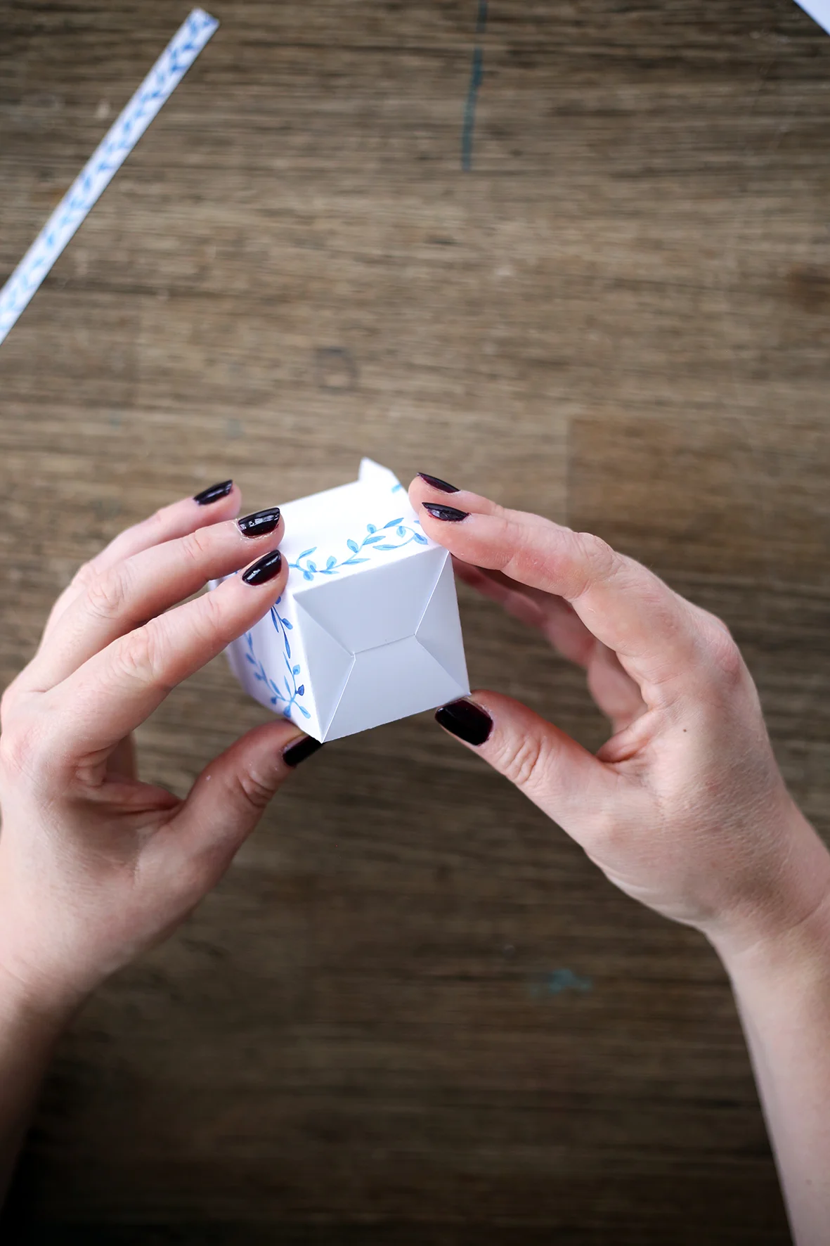 HannaWendelbo-Christmasbox-DIY-8.jpg
