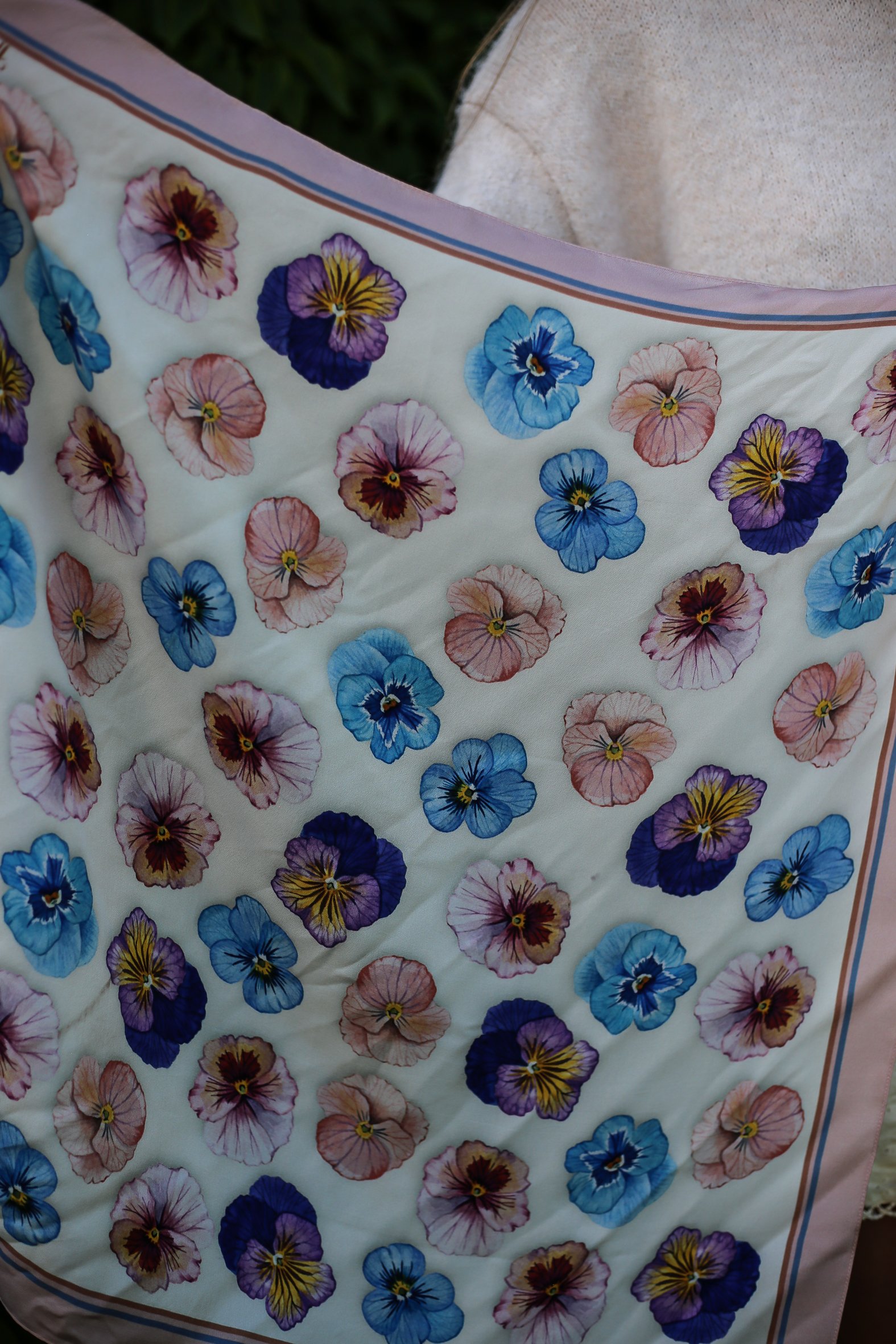 scarves_Fancy_Pansy-23.jpg