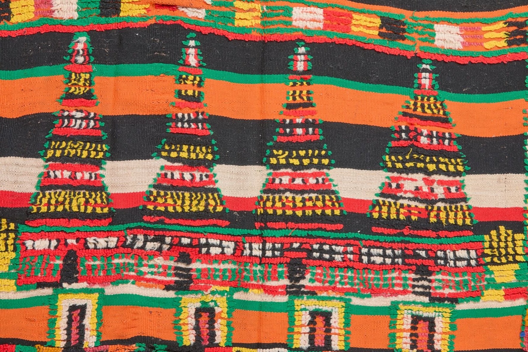 Orange+black+green+Boujad+Kilim+260+x+132+cms+close+up.jpg
