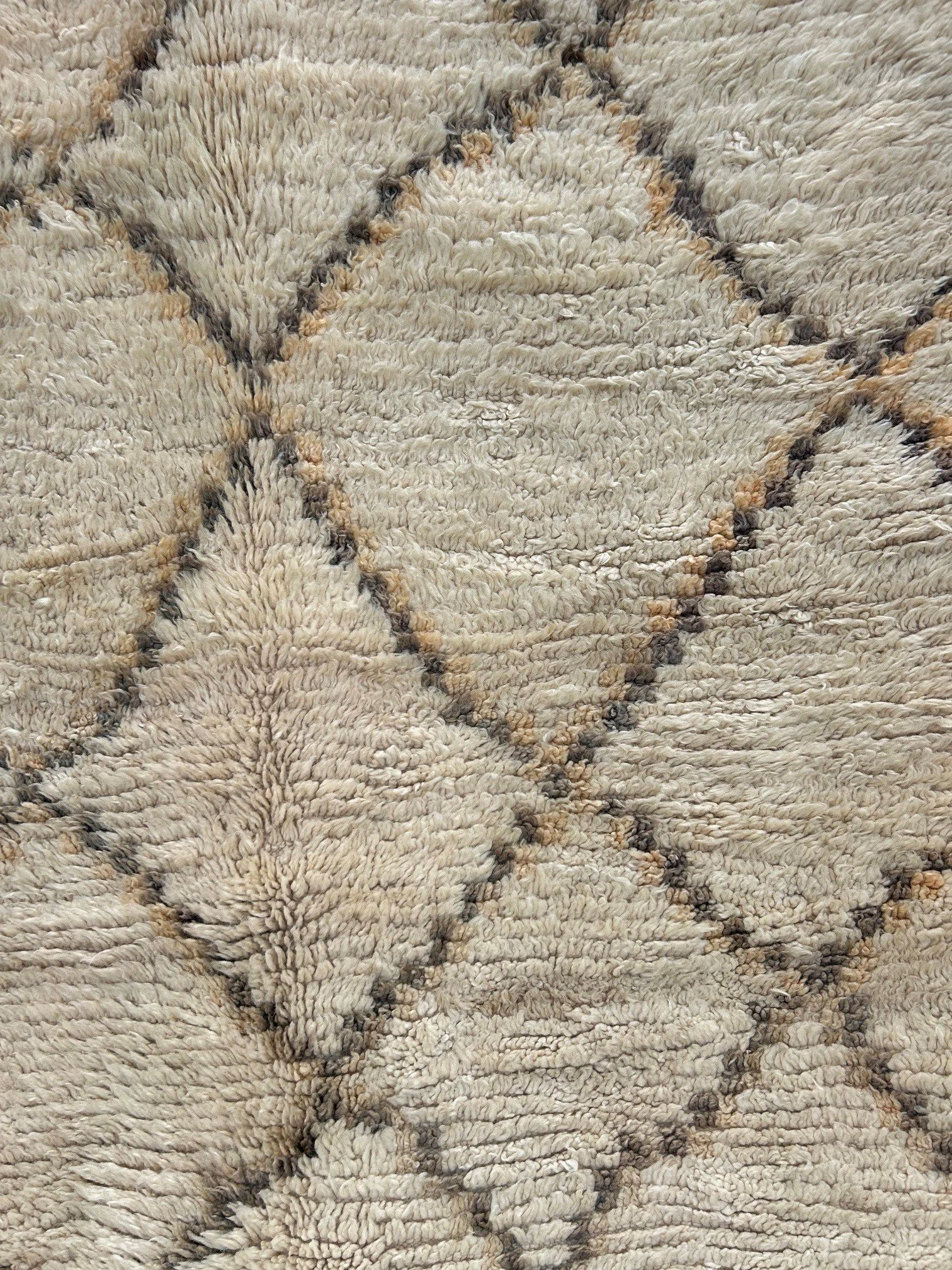 Talsint Moroccan Rug 284 x 184 cms