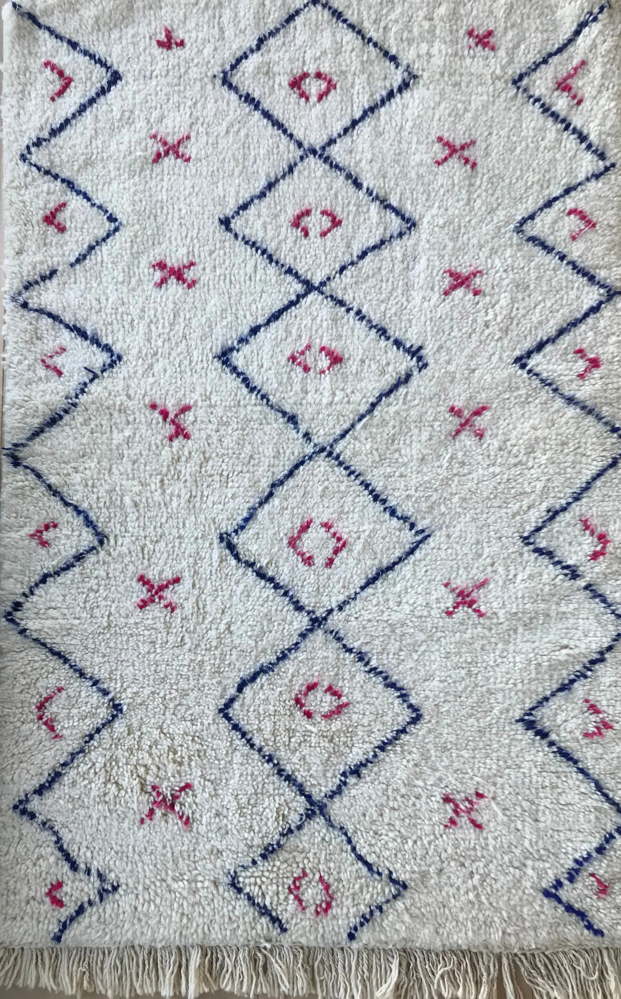 knots+and+crosses+on+floor.jpg