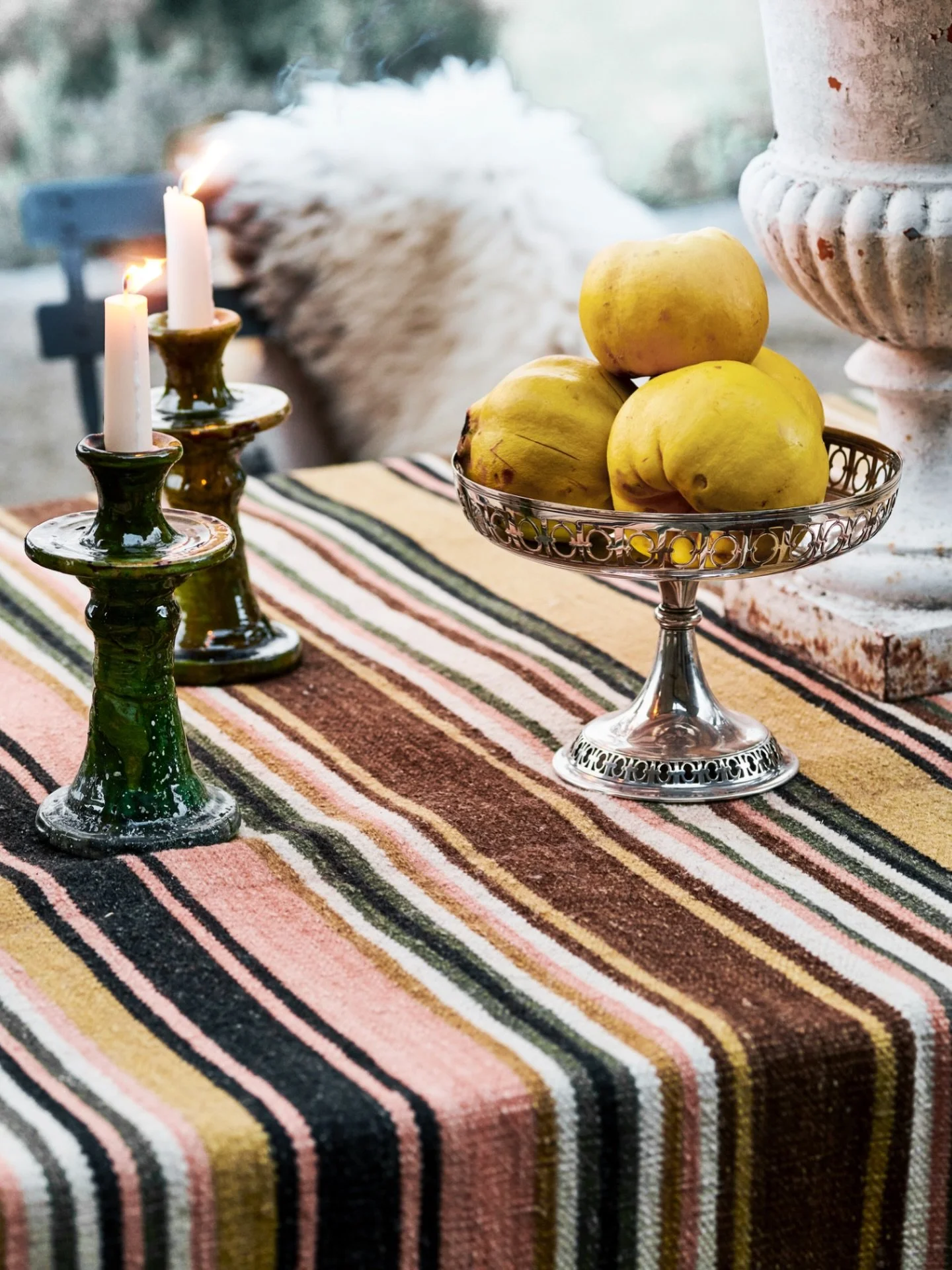 Here is a close up of our pretty rose stripe rug. 

Available online or from the showroom. 

We are open today! 
 
#rosestriperug #stripedrug #winterstyling