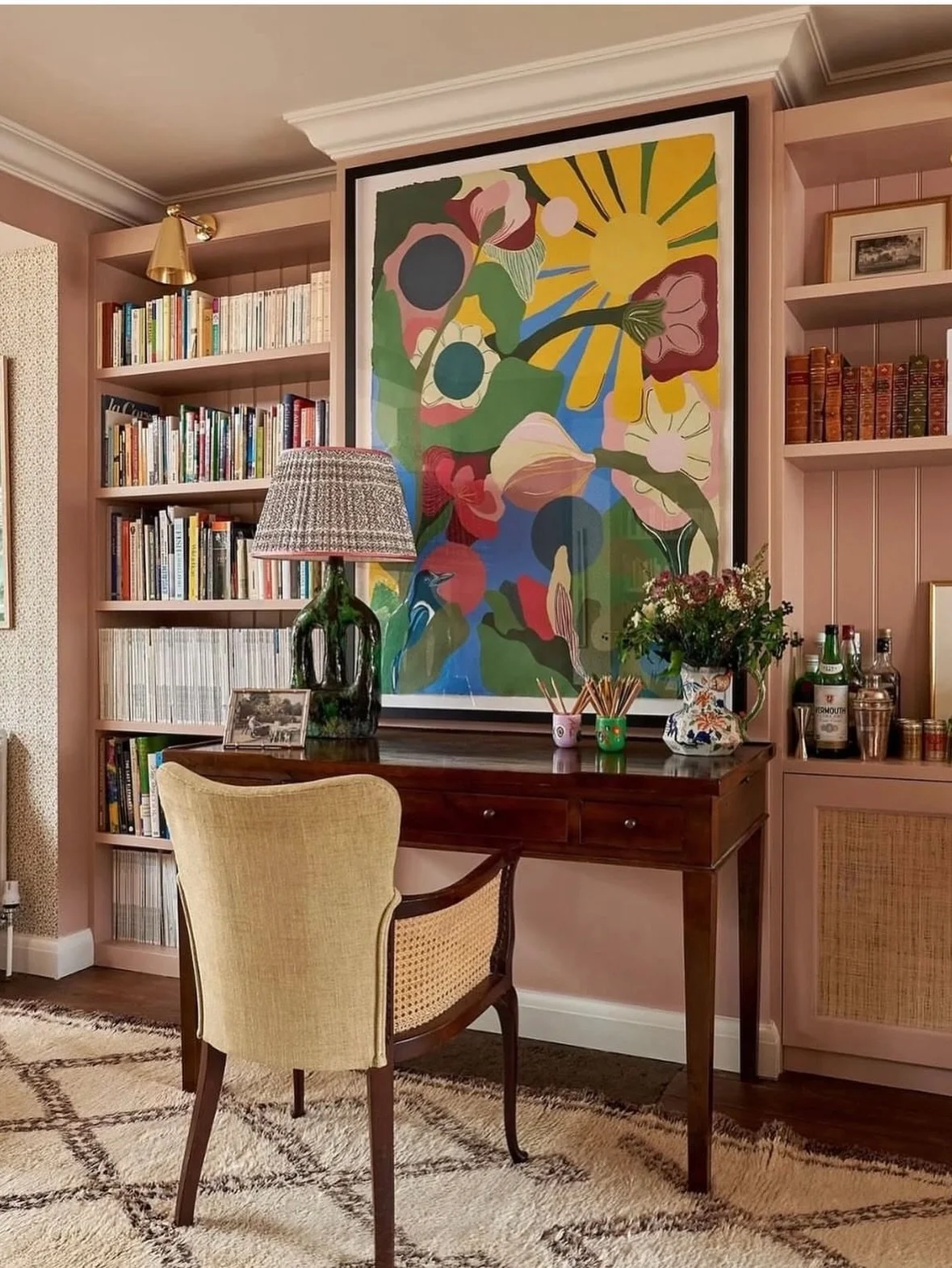 A room that has done the rounds on Instagram and for good reason - a lovely project by @sarahvanrenen where they used one of our black and white Benis. This one was a favourite!

We have several pretty ones in stock at the moment. Look online for mor