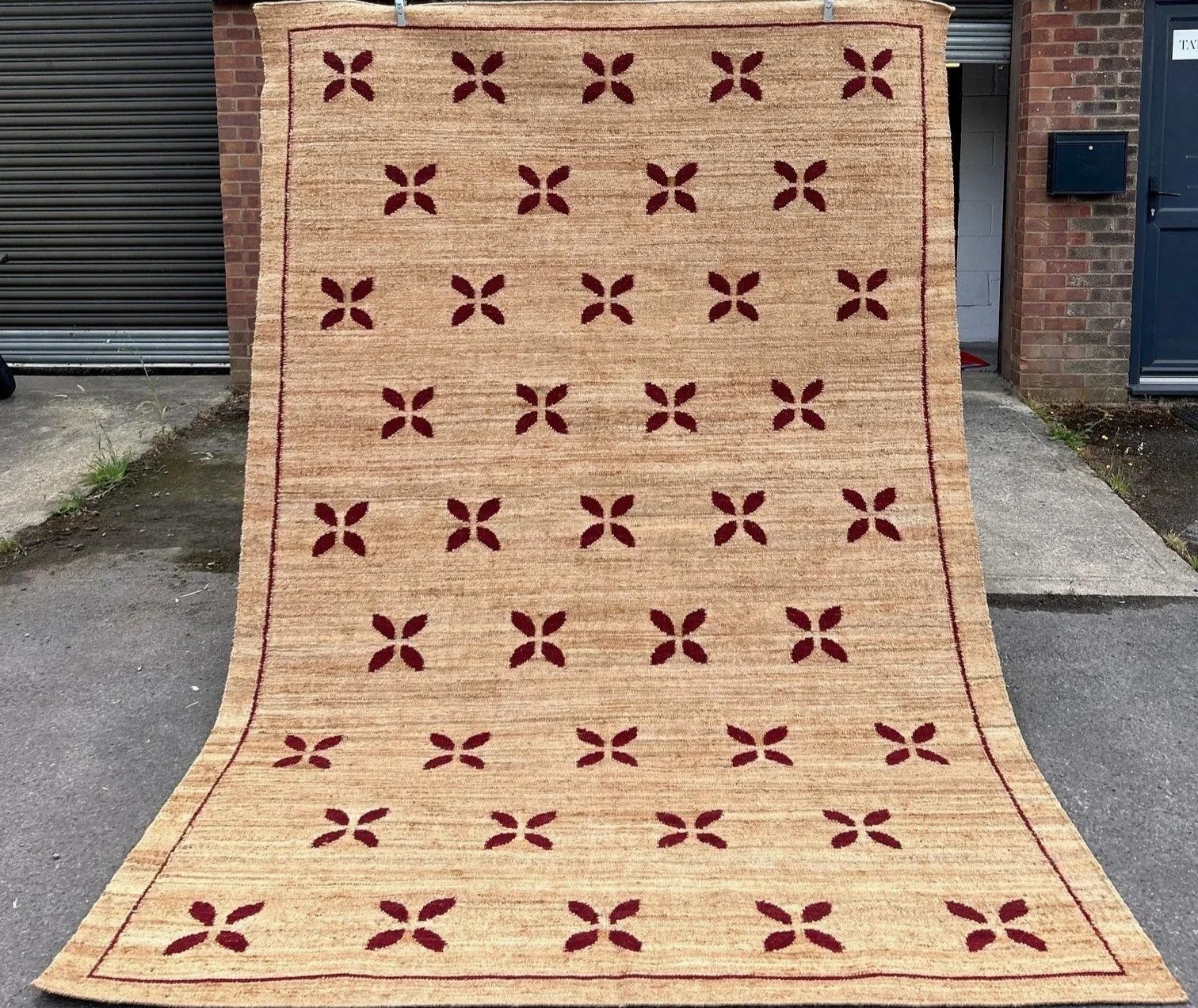 Zella - Jute Rug -Cherry