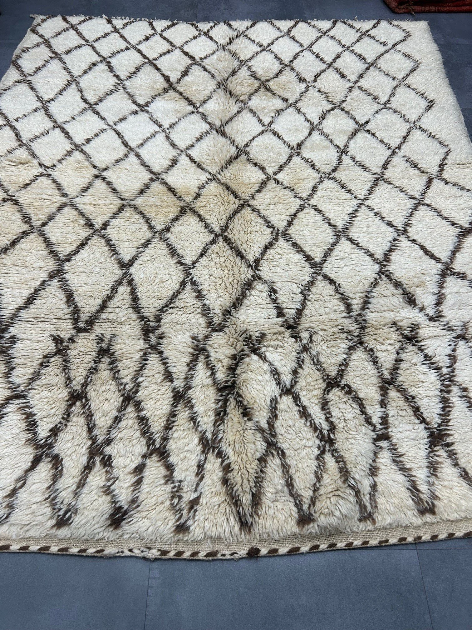 Beni Ourain 260 x 204 cms.jpg