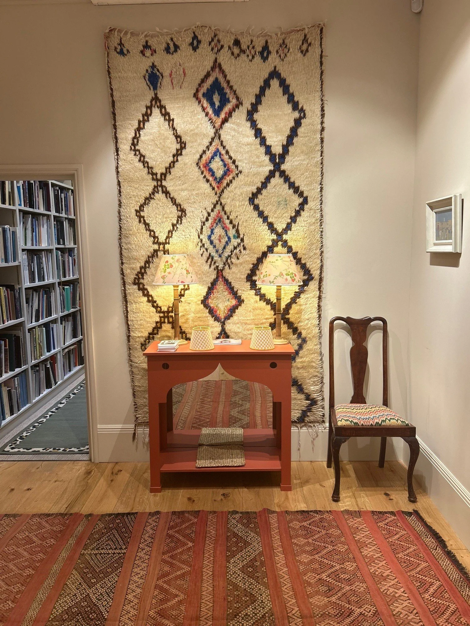 Azilal against wall.jpg