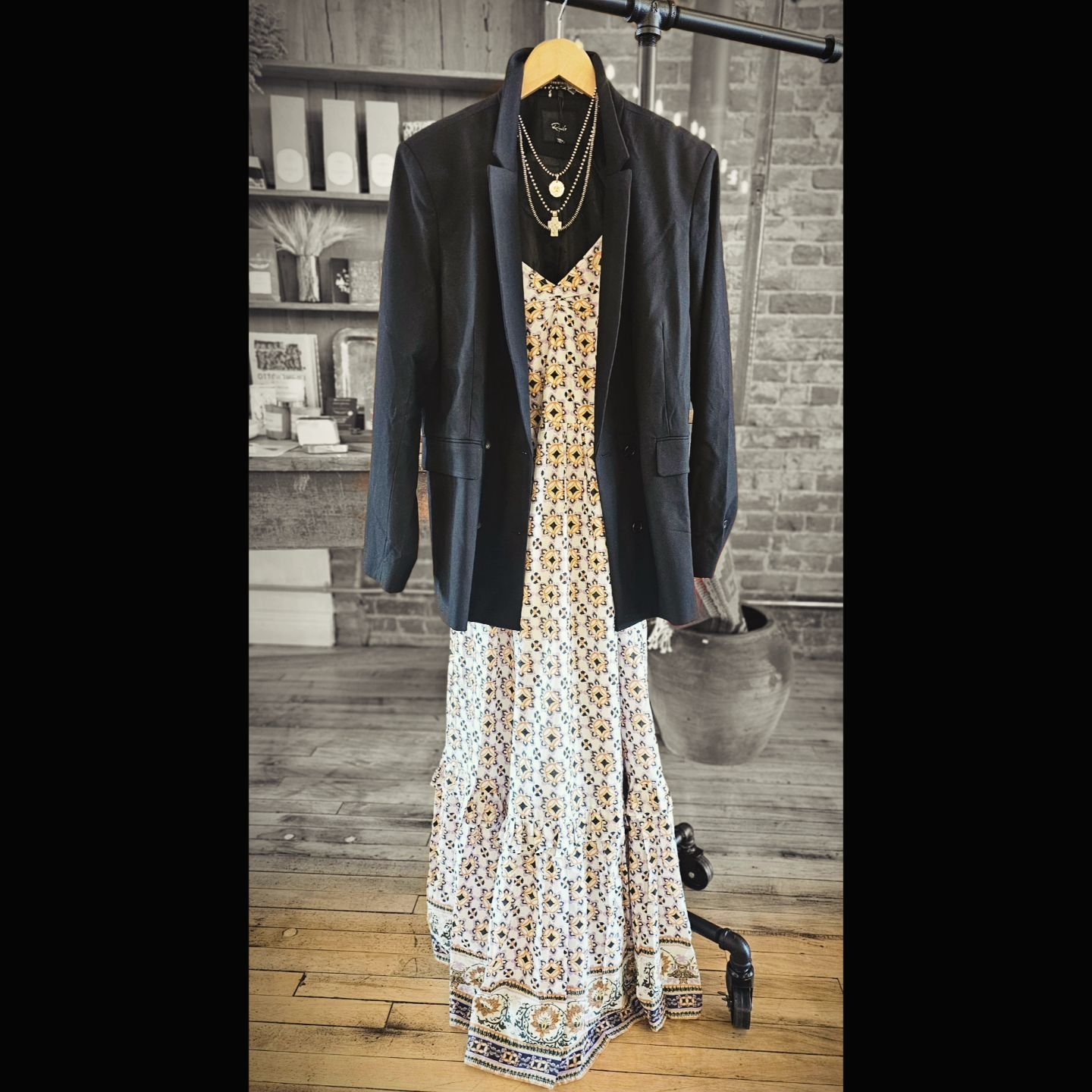 Cleobella....Rails....and Richard Schmidt navajo pearls.....Mother's Day 2024....or Graduation 2024....or just because....

#mothersday #rails #cleobella #thatswyoming #wyominglife #wyoming #shopsmall #shoplocal #downtown