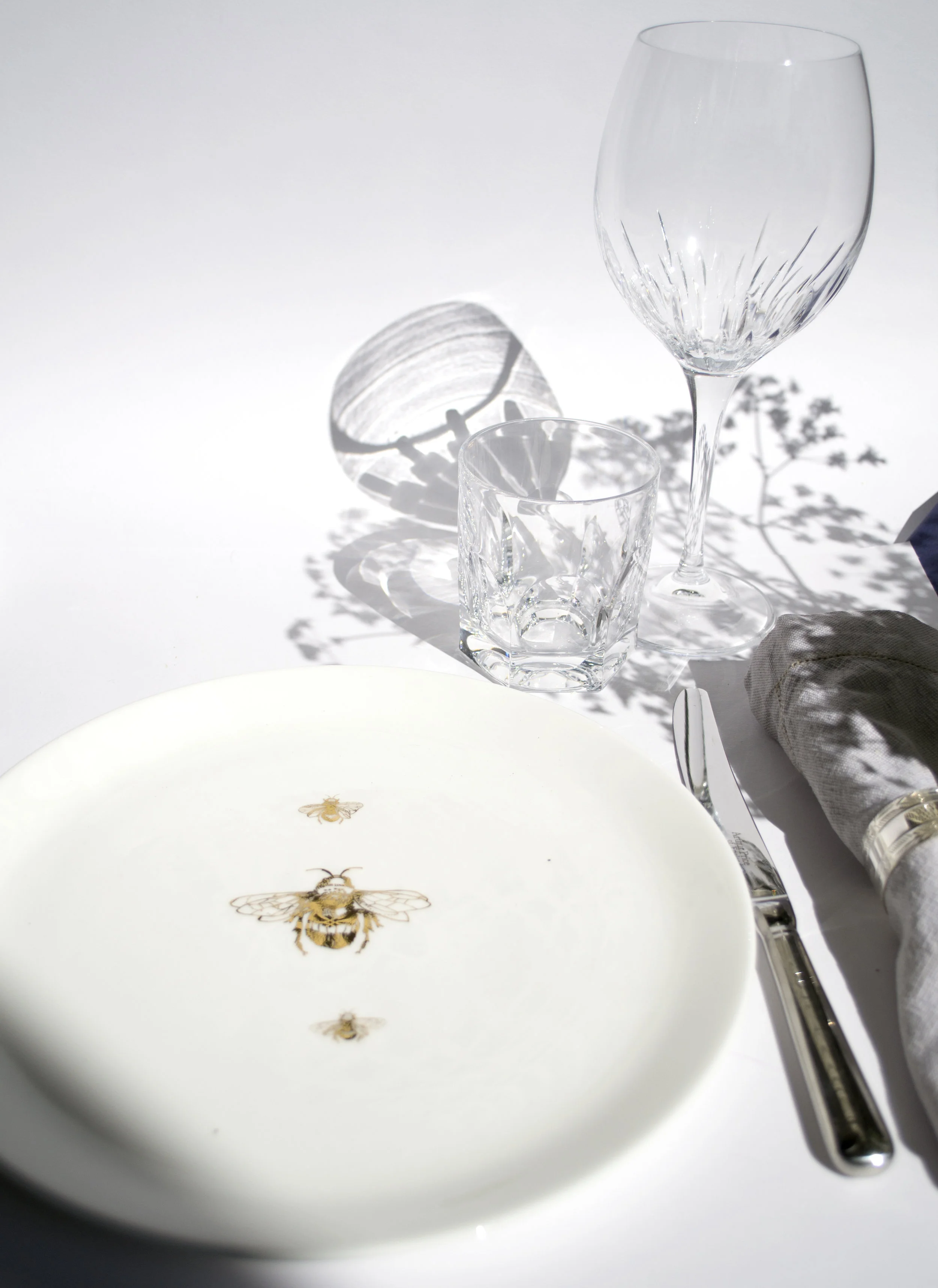 gold bee plate dinner plate serving plate