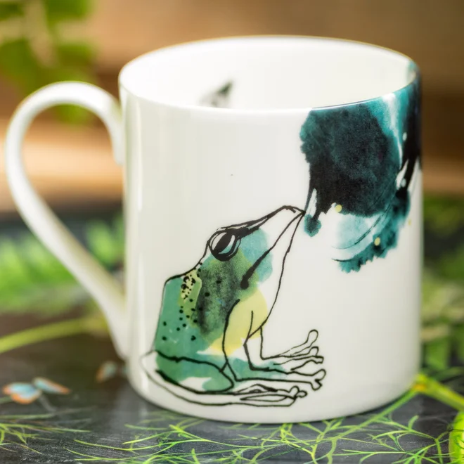 Isabel_Fishlock_Mythical_Bone_China_Mugs_Frogs_DSC02908.jpg