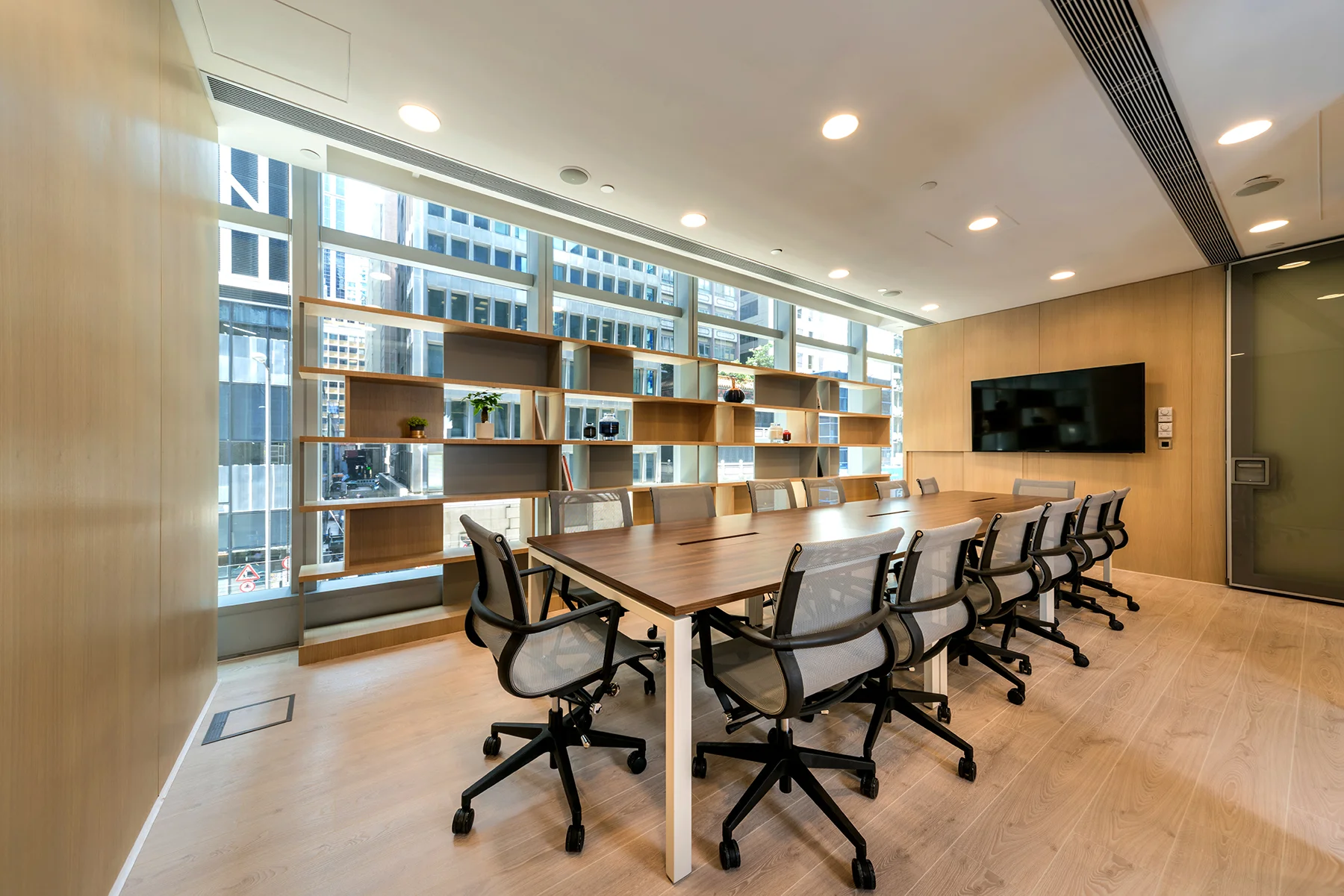 ListSIRHK_office010.jpg