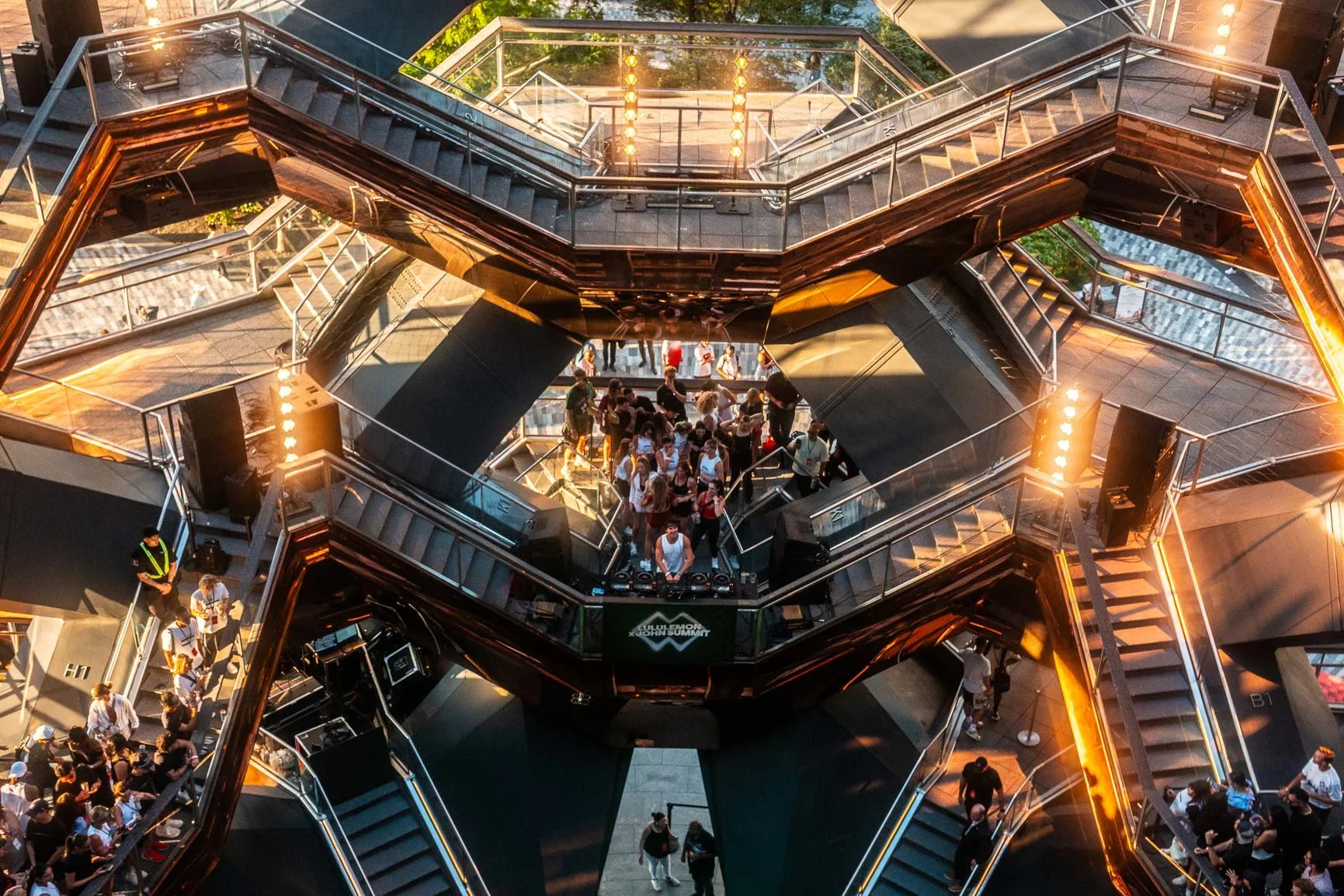 GABRIELAGABRIELAA for web2-03652.JPG