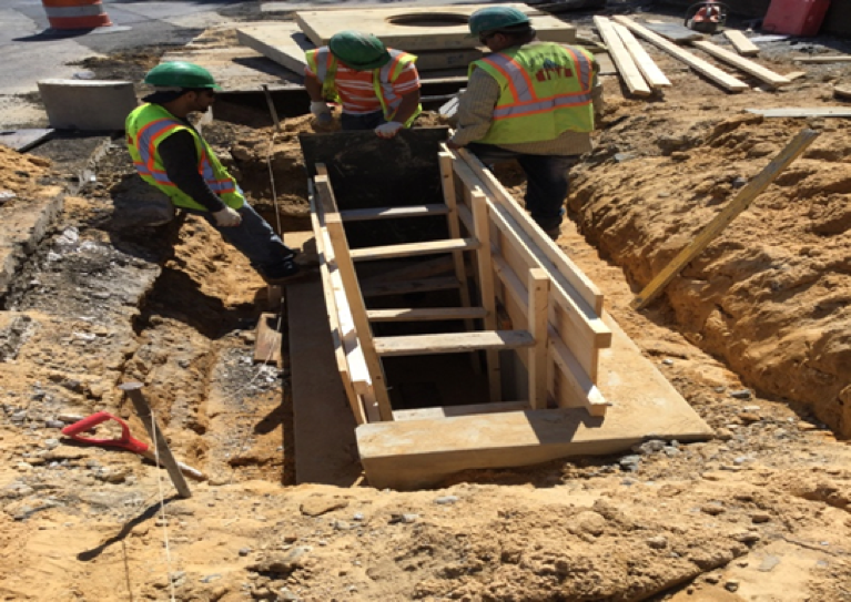 Forming Formwork for F & I Modified Standard Double Basin CB-25