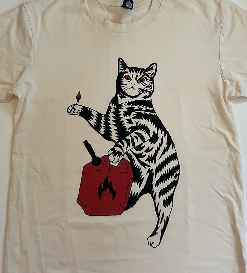 Just restocked 2 of our favs! 😸 🔥 🪑 
.
.
#cats #screenprinting #firestarter #southphilly #lawnchair