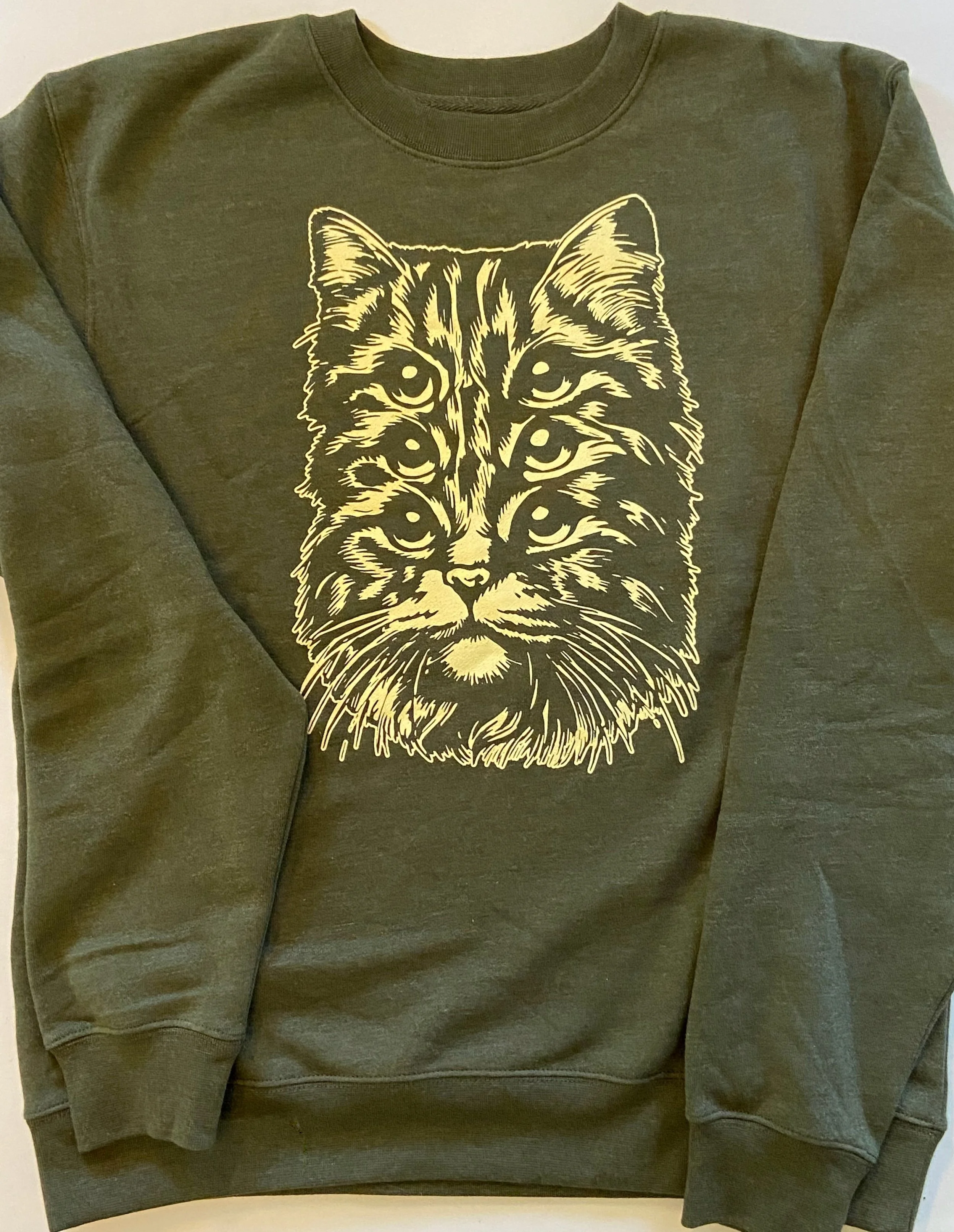 It&rsquo;s sweata weatha! Just popped these softies up in the shop to keep ya warm all season long 👁️ 👁️ 👁️ 
.
.
.
#cats #screenprinting #catseyes