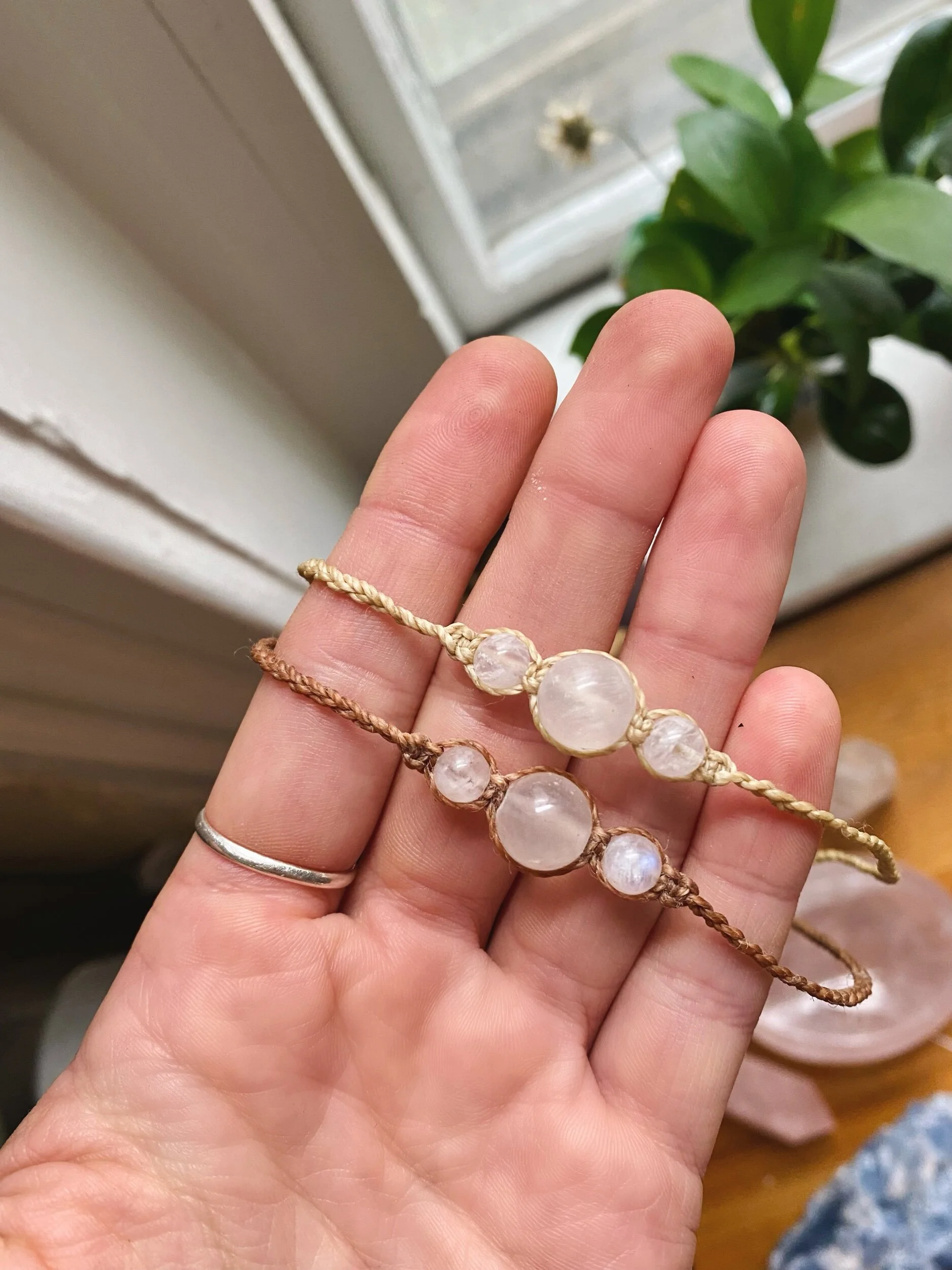 E3153F2F-9E89-47CF-ADC6-0E1C140801CC