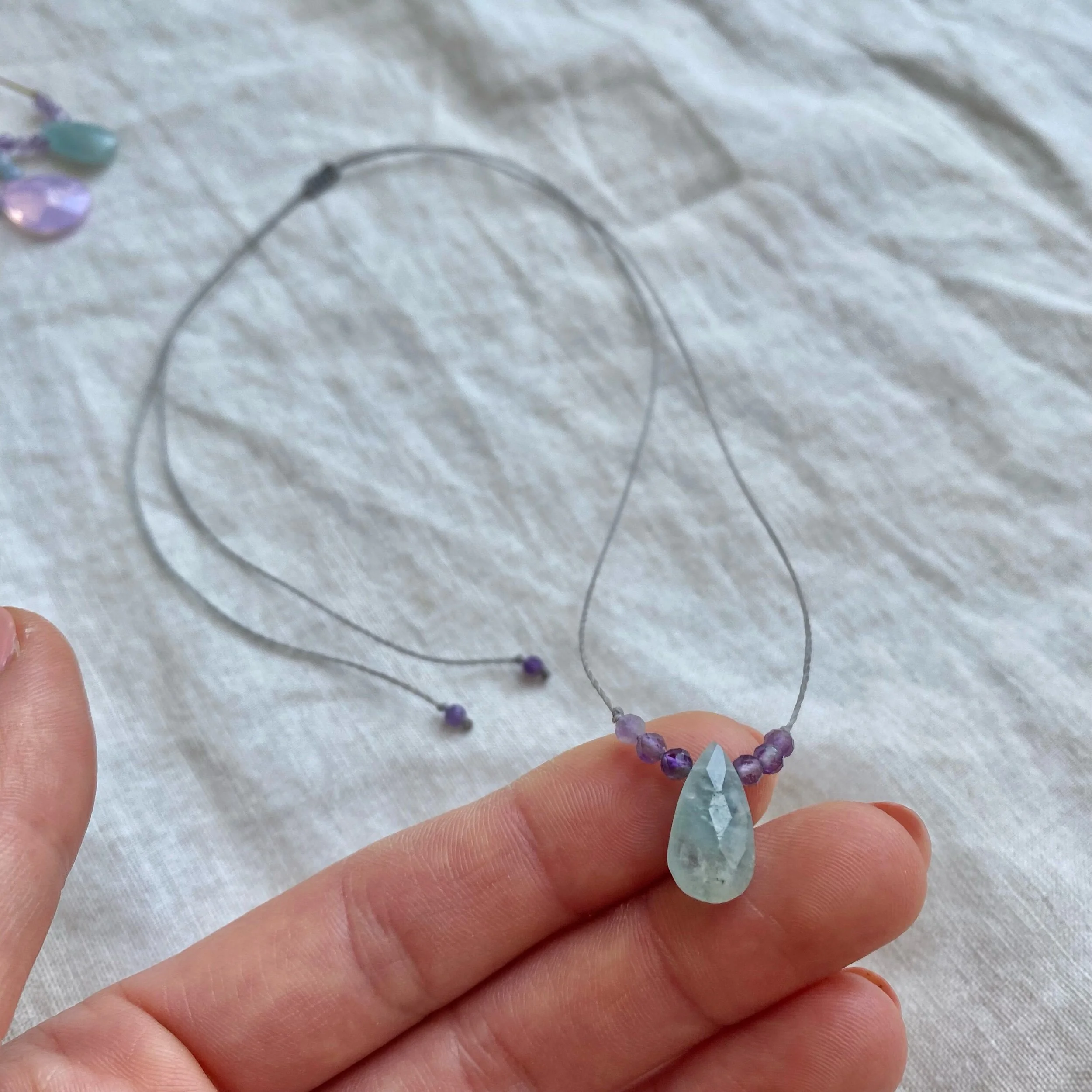 DB3FEB76-395A-413A-8852-D313F5F00A5C