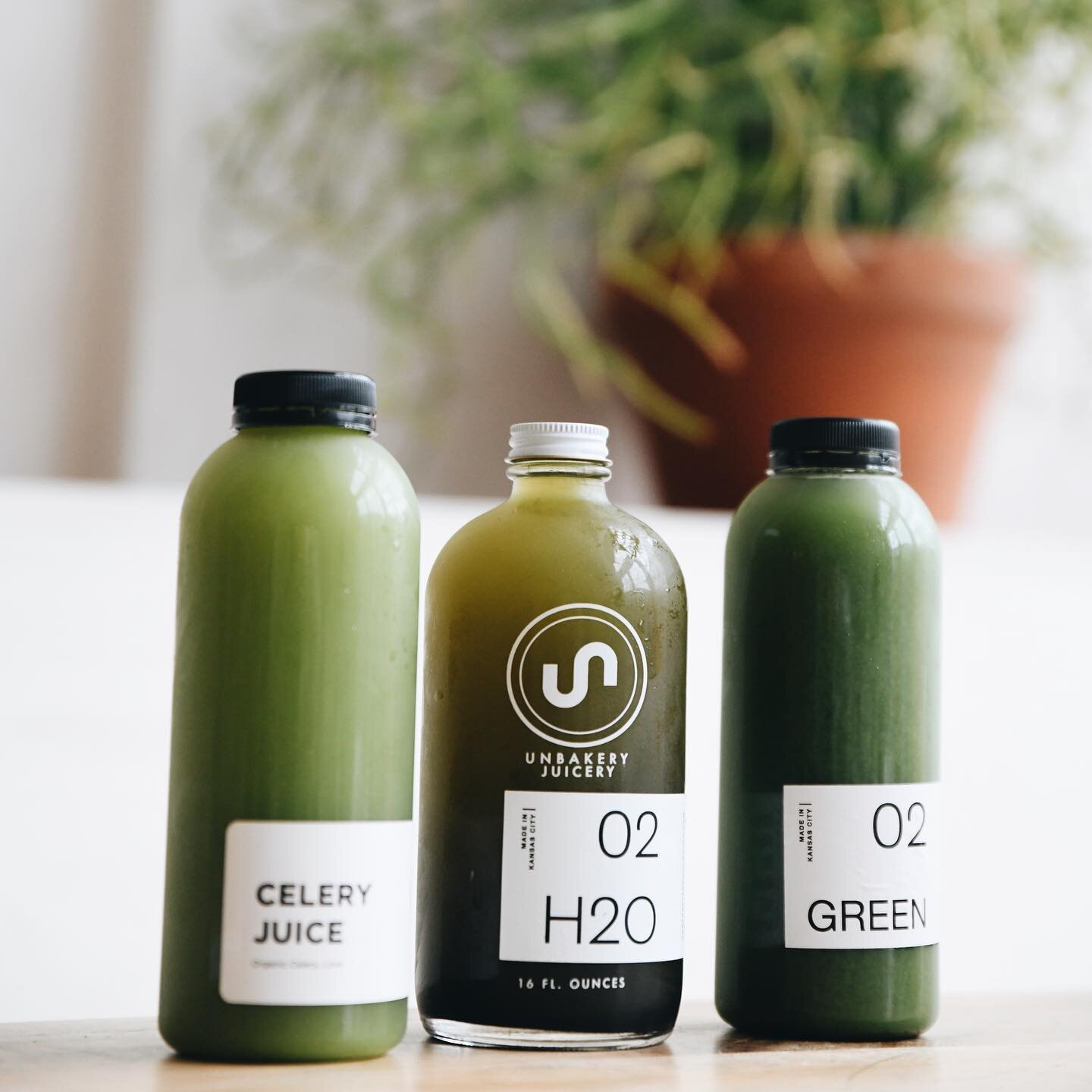 Looking for a detox after the 4th of July weekend? We recommend our H2O 2 with charcoal, chlorella, lime, and turmeric. Perfect to detox and kickstart your immune system for the rest of this week!