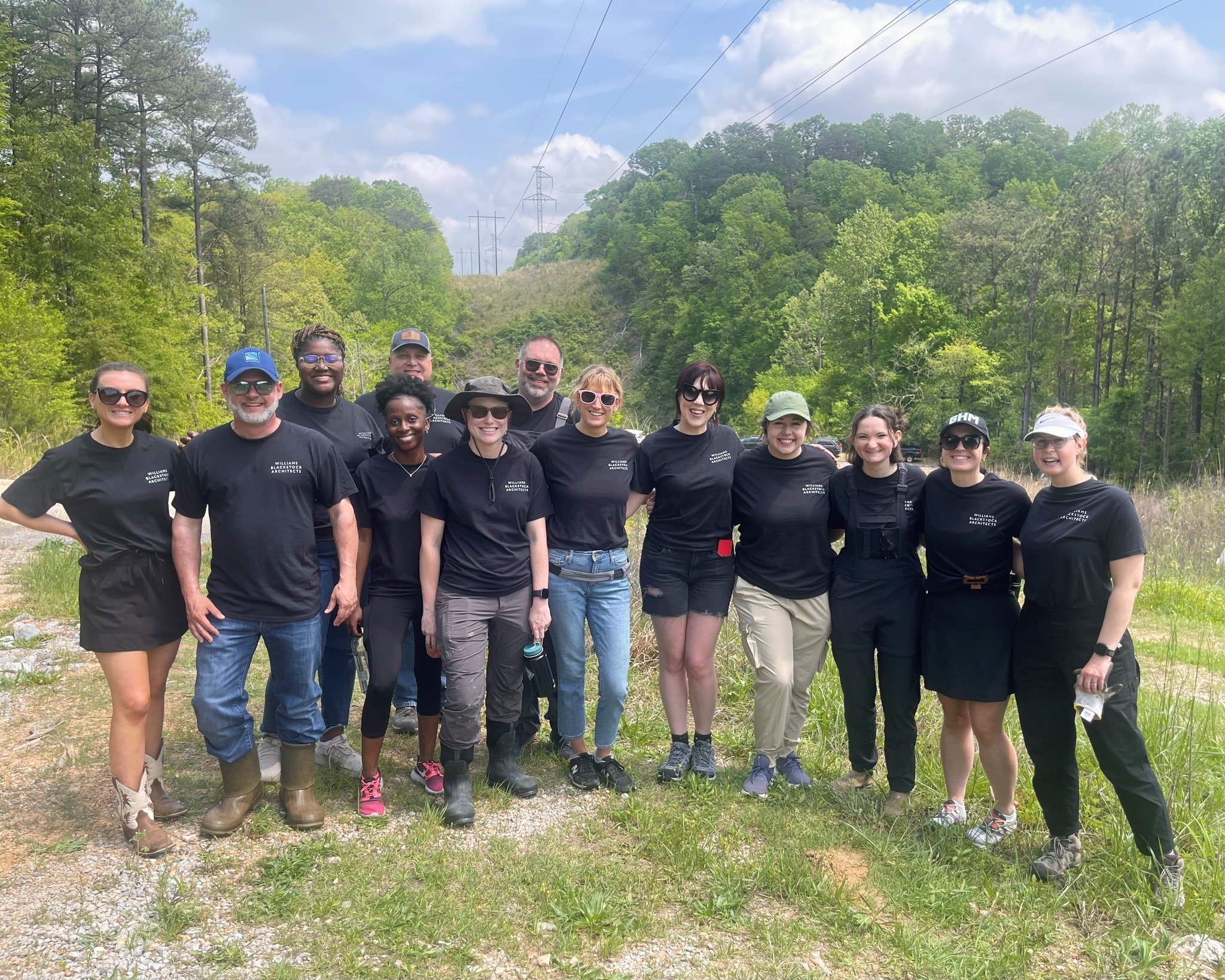 This week we sought to make a positive impact in our community to celebrate Earth Day. Our team rolled up their sleeves picking up trash together to benefit the @freshwaterlandtrust, lending a hand to help our local environment. One of our core value