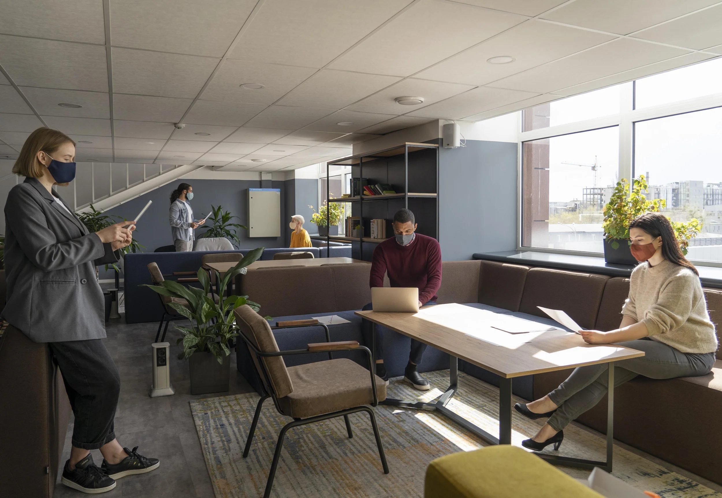 Your Complete Guide to Interior Office Design in Oakland County and Office Desks in Detroit