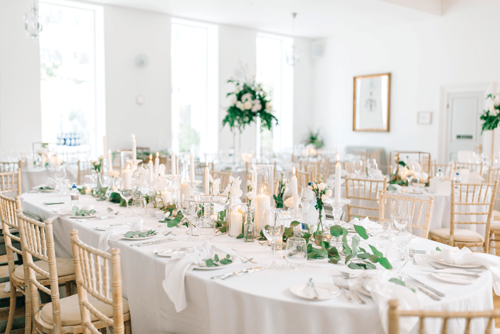 Blog Niamh_Smith_Irish_Wedding_Gallery_Gloster_House_H_20.png