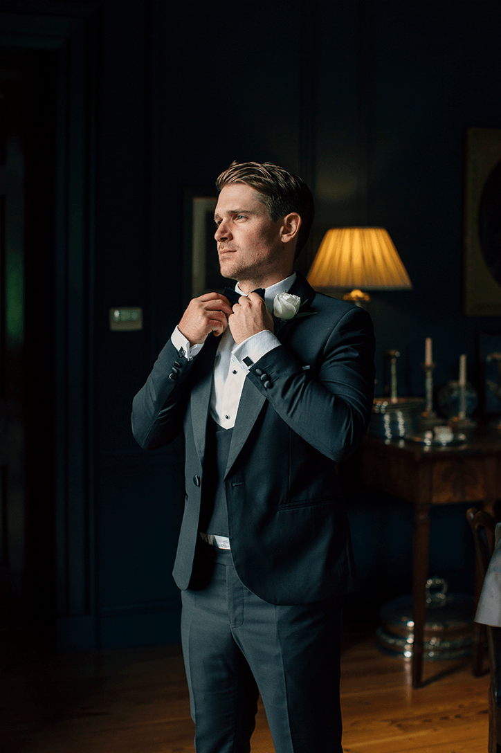 Blog Niamh_Smith_Irish_Wedding_Gallery_Gloster_House_P24.png