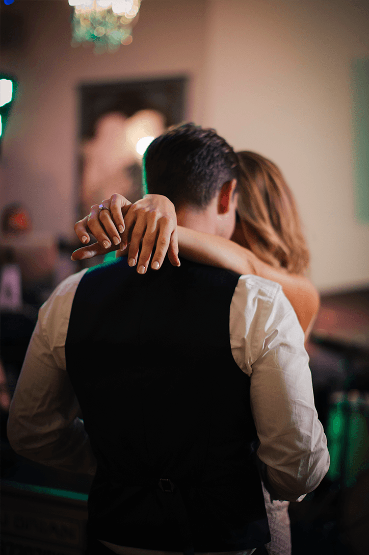 Blog Niamh_Smith_Irish_Wedding_Gallery_Gloster_House_P92.png