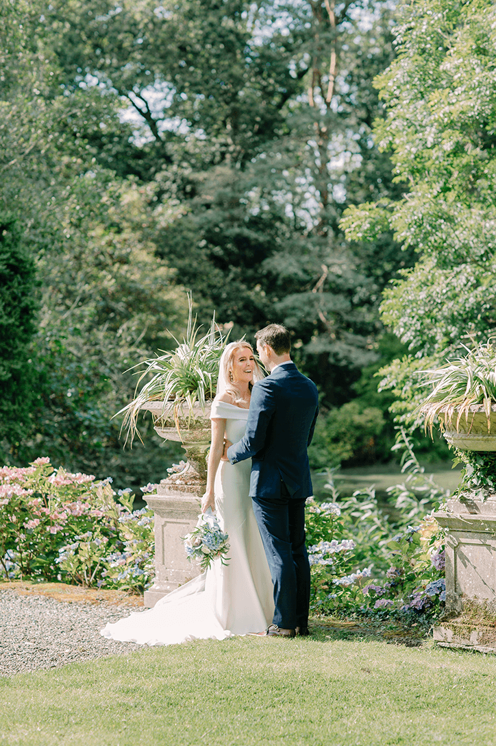 Blog Niamh_Smith_Irish_Wedding_Marlfield_P28.png