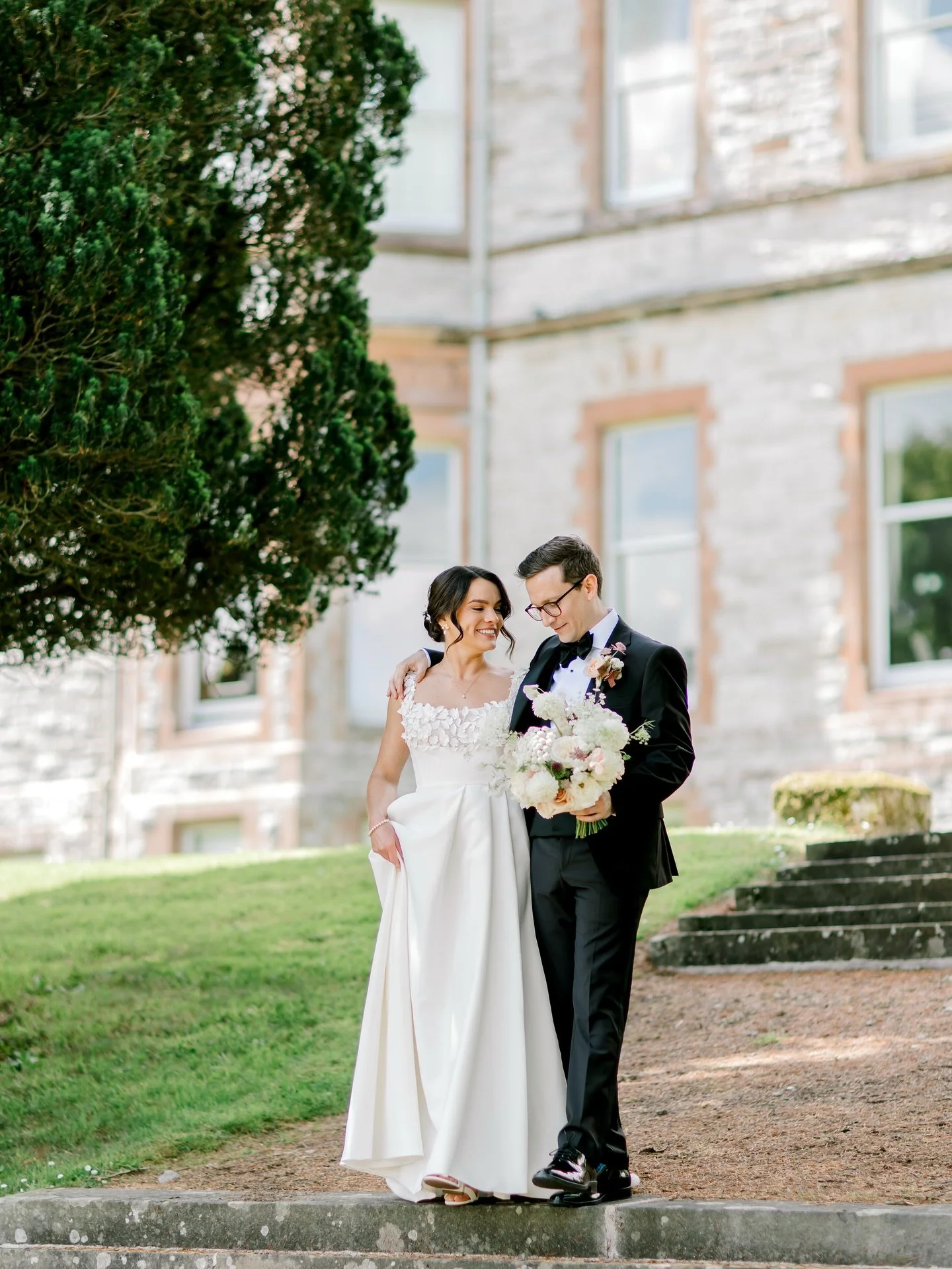 .
.
.

#castleleslie #castleleslieweddings #cartonhouseweddingphotographer #ireland #irishcastlewedding #weddingcouple #irishcastles #coupleportrait #weddinginspiration #usawedding #castlewedding #irishcastlewedding #niamhsmithphotography #niamhsmith