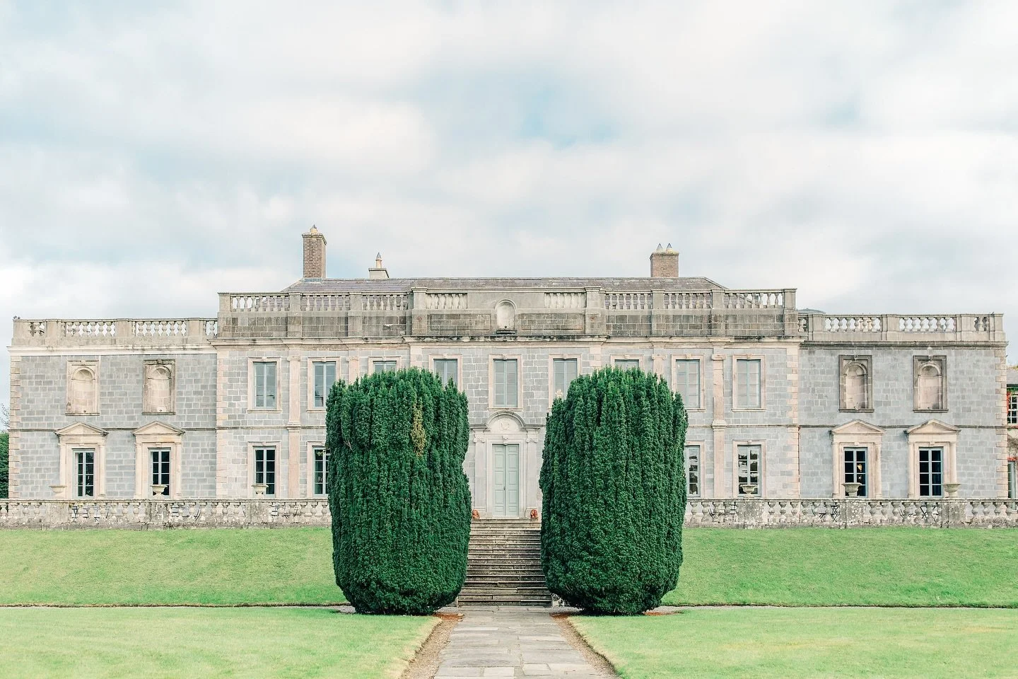 Beautiful @gloster_house 
.
.
.
.
#glosterhouse #glosterhousewedding #glosterhouseweddingphotography #glosterhouseweddingphotos