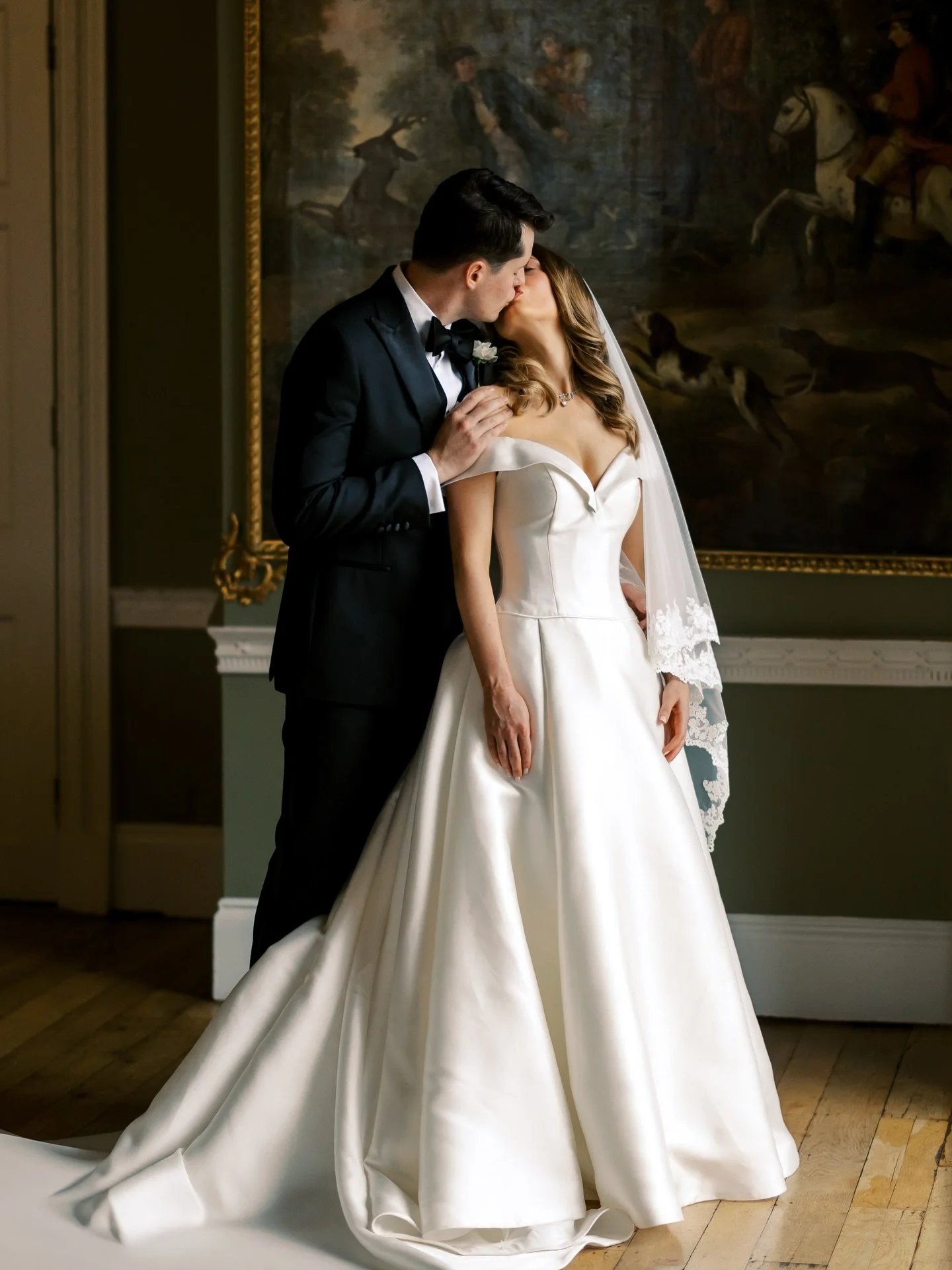 @luttrellstowncastleresort perfect couple for the most perfect Irish castle wedding 
.
.
.
.
.
.
.
.
.
#cartonhousehotel #cartonhouseweddingphotographer #cartonhouseweddings #glosterhousewedding #niamhsmithphotography