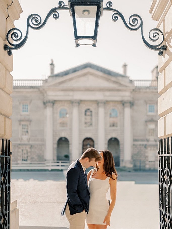 An American love story, captured in the heart of Dublin 🤍
Wandering through the timeless grounds of Trinity College Dublin. 💍 Grateful to have captured the beginning of their next chapter.
.
.
.
.
.
#luttrelstowncastle 
#engagementshoot #luttrelsto