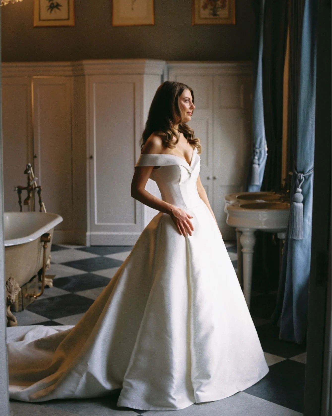 Shot on Contax - film&hellip;✨🎞️

.
.
.
.
.
.
.
.
.
.
.
Ireland 
Luttrelstown castle wedding 
Irish 
irishwedding photographer 
Irishcastlewedding 
American Irish couple marry in Ireland with family 
The merrion hotel wedding 
Gloster house wedding
