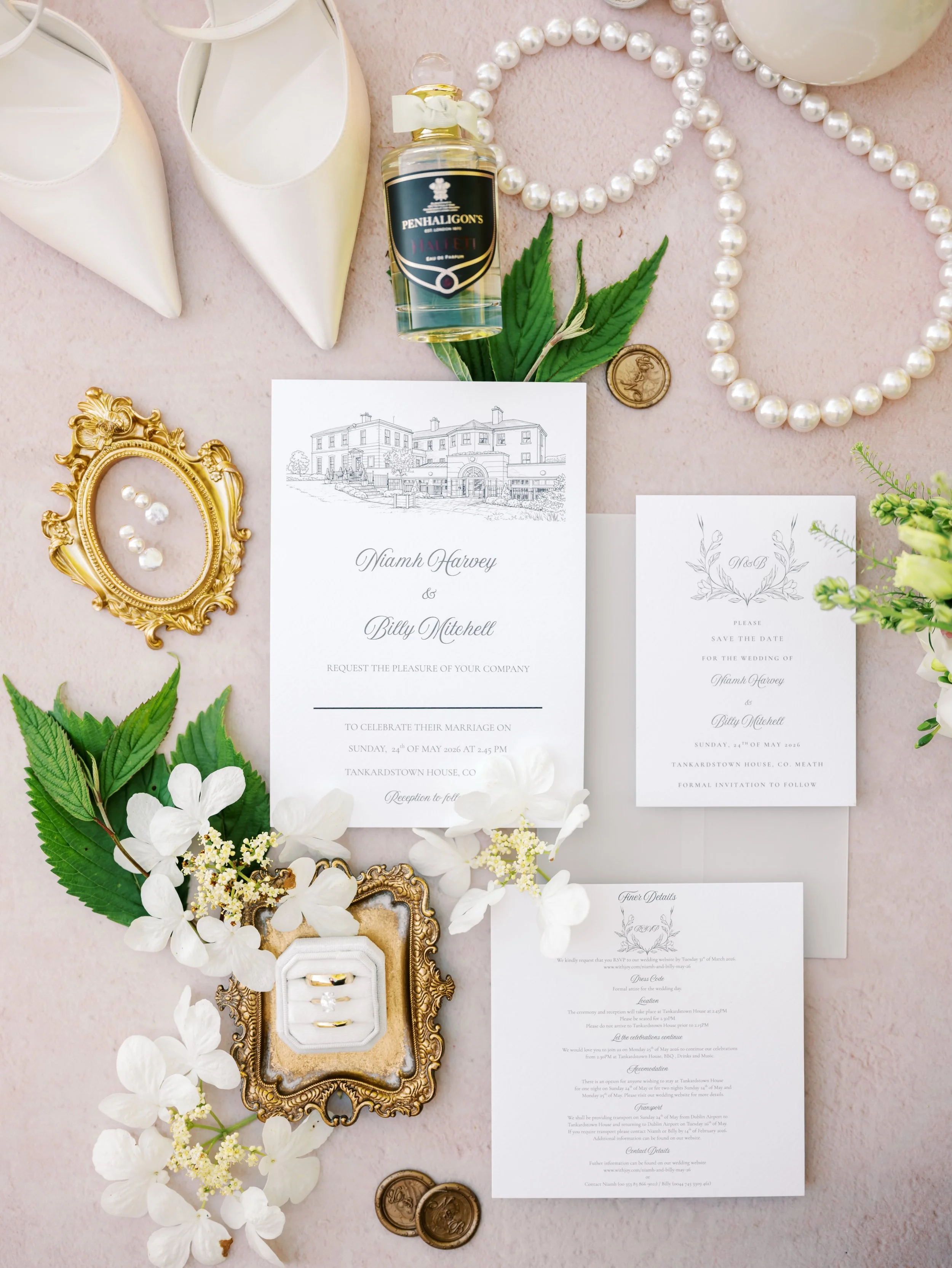Wrapped in the elegance of Tankardstown House, Niamh and Billy were completely lost in each other. A great day with a really wonderful team. 
.
.
.
.
.
.

.
.
Team on the day 
🍃 Venue @tankardstownhouse 
🍃 Make up @brownsugar_ie dearbhla
🍃 Hair @h